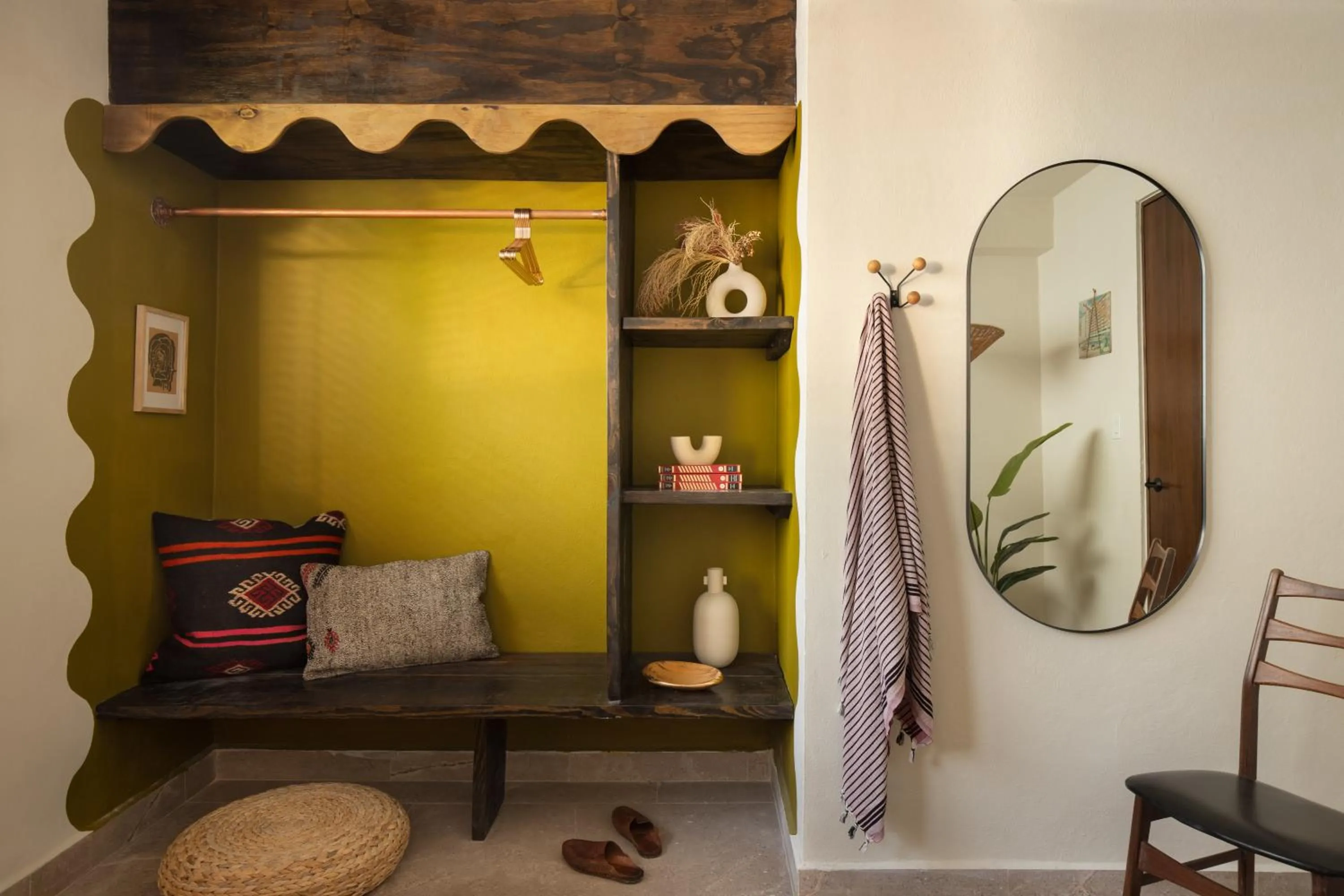 Bedroom in MARU by DW