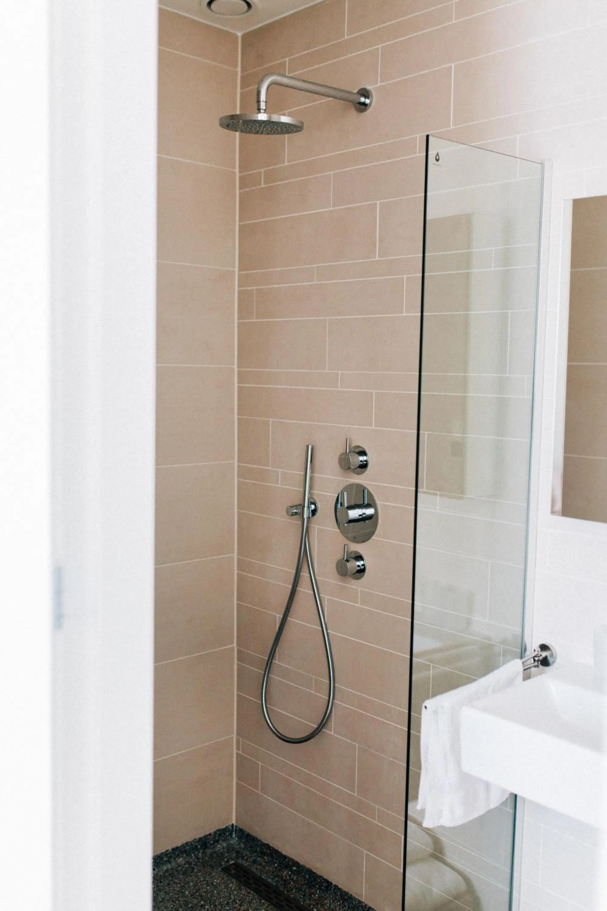 Shower in Boutique B&B Bovien