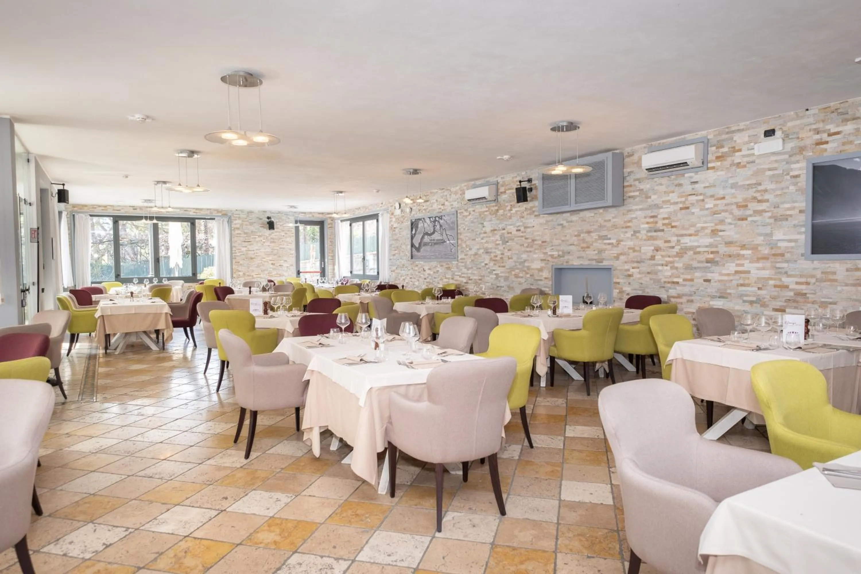 Restaurant/places to eat in Hotel Lenno