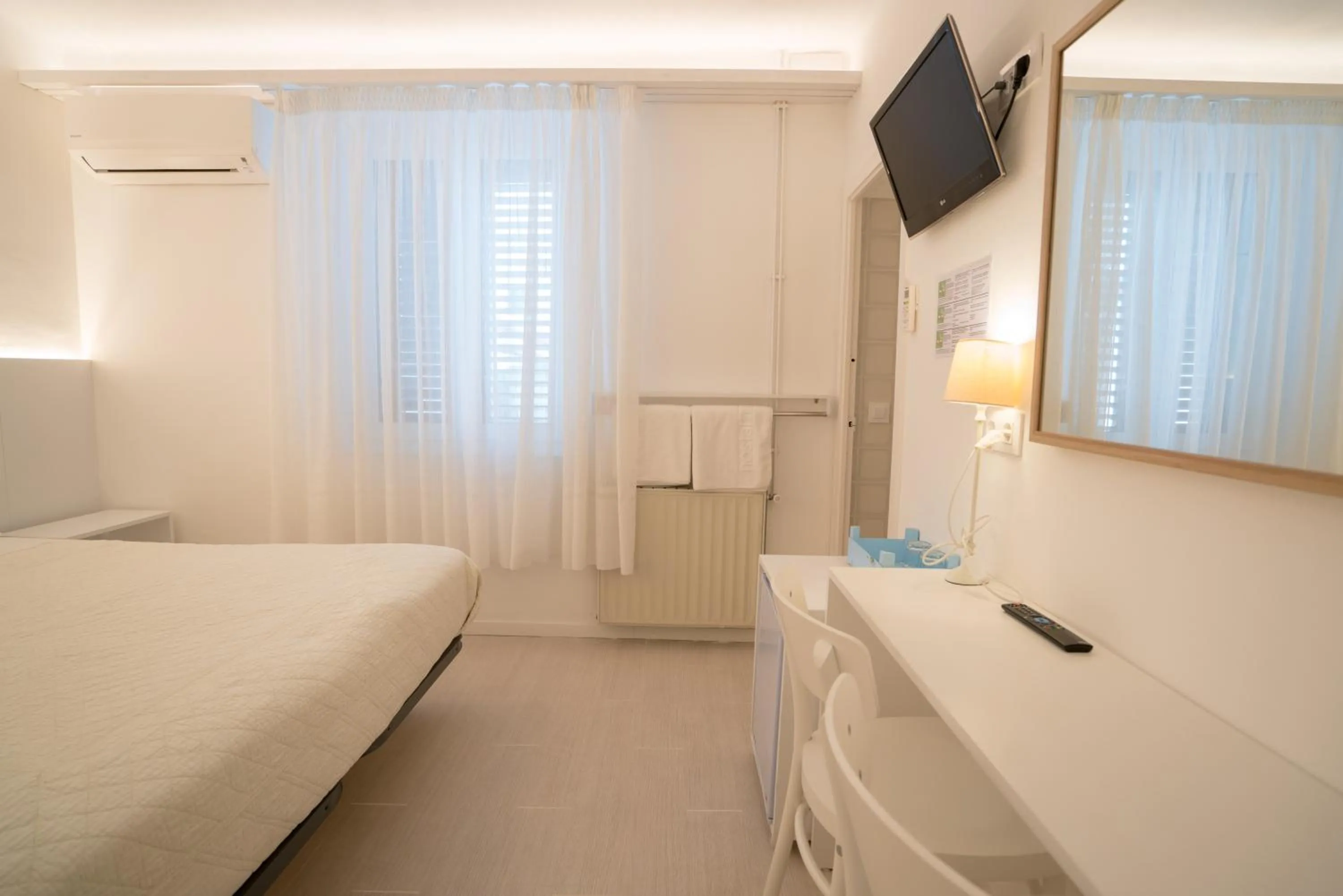 Decorative detail, Bed in Hostal Marina Cadaqués