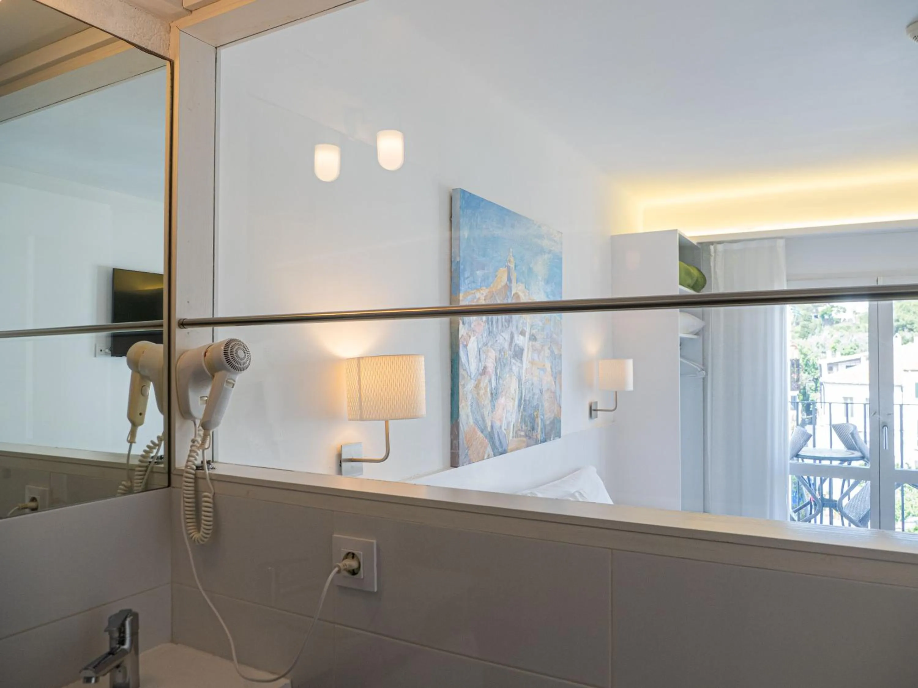 Bathroom in Hostal Marina Cadaqués