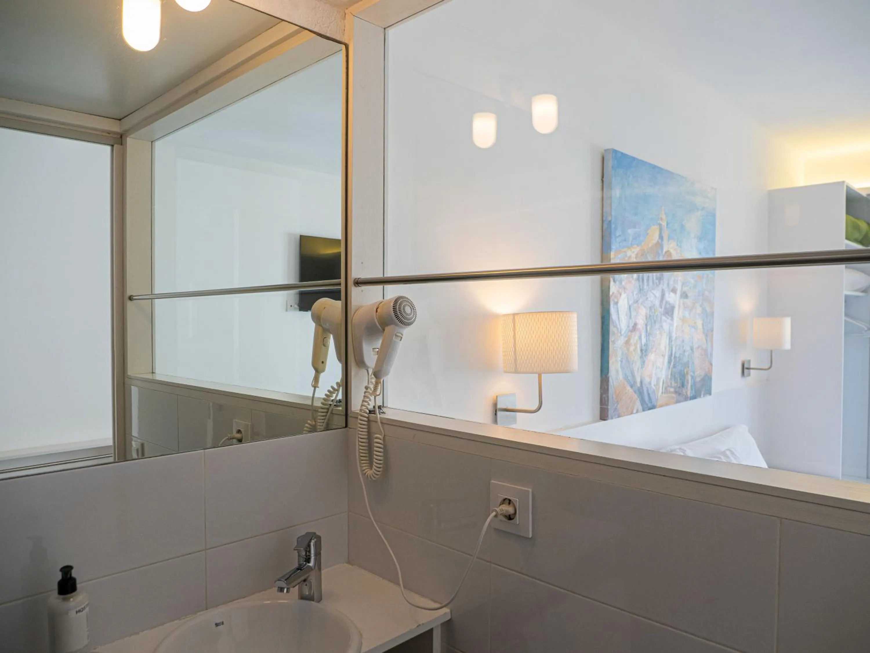 Bathroom in Hostal Marina Cadaqués