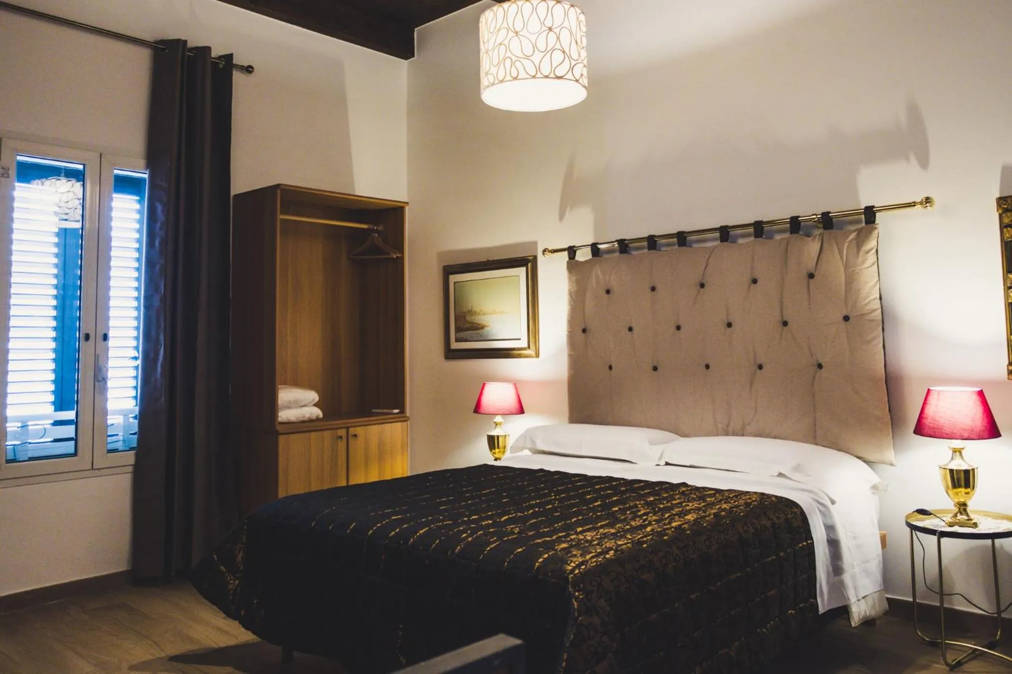 Bed in HolidayMonopoli