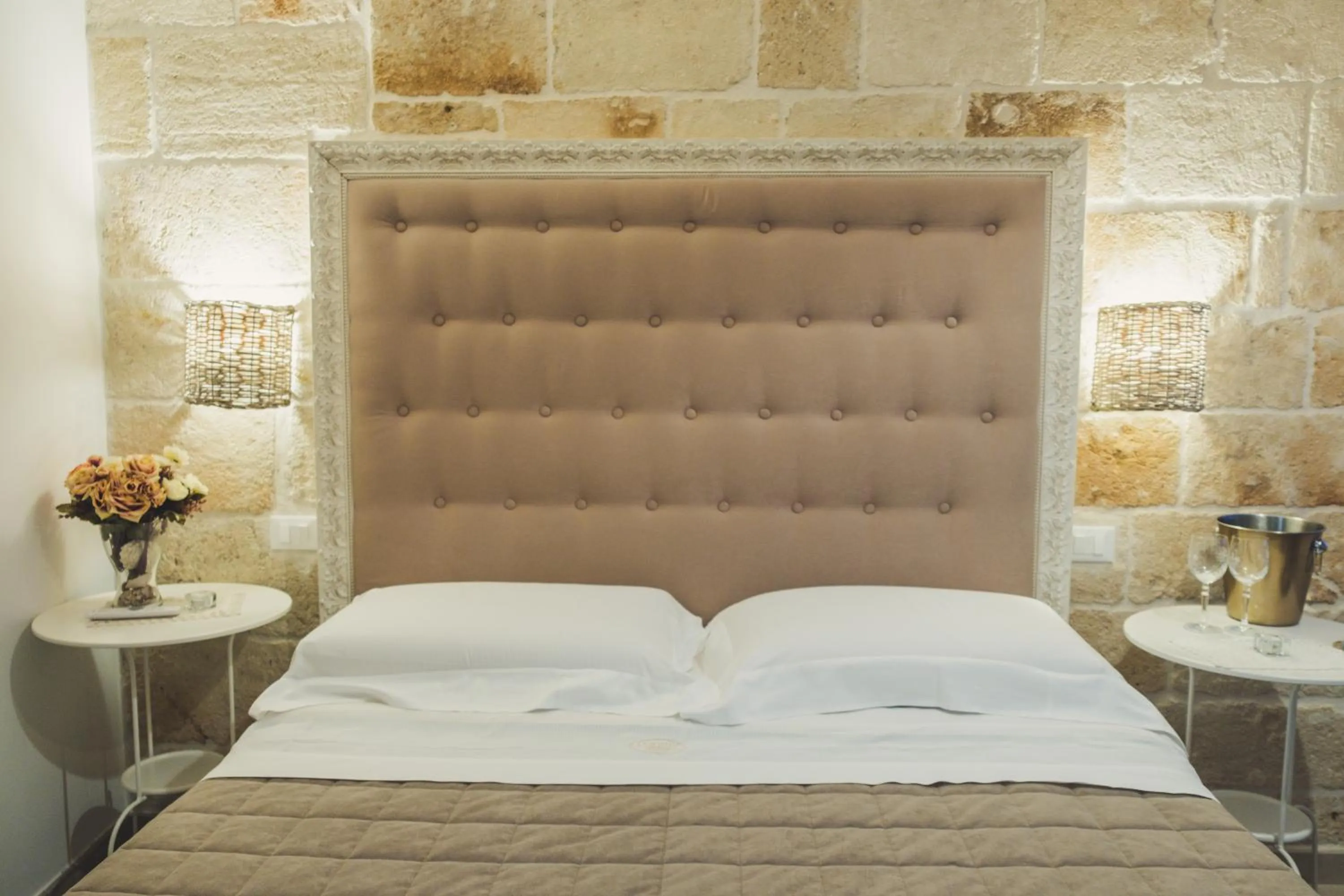 Bed in HolidayMonopoli