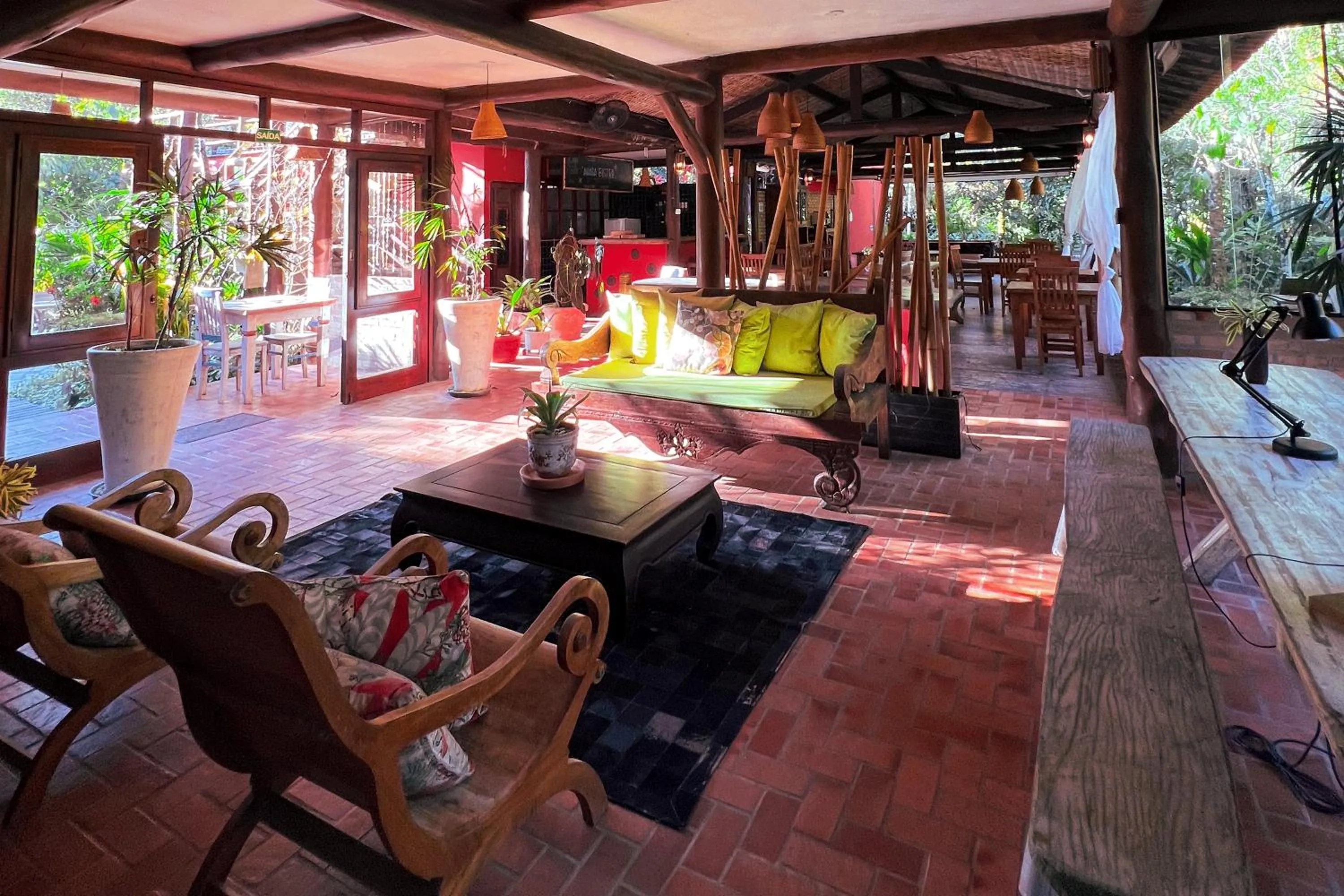 Seating area in Smart Hotel Pousada Reserva Camburi