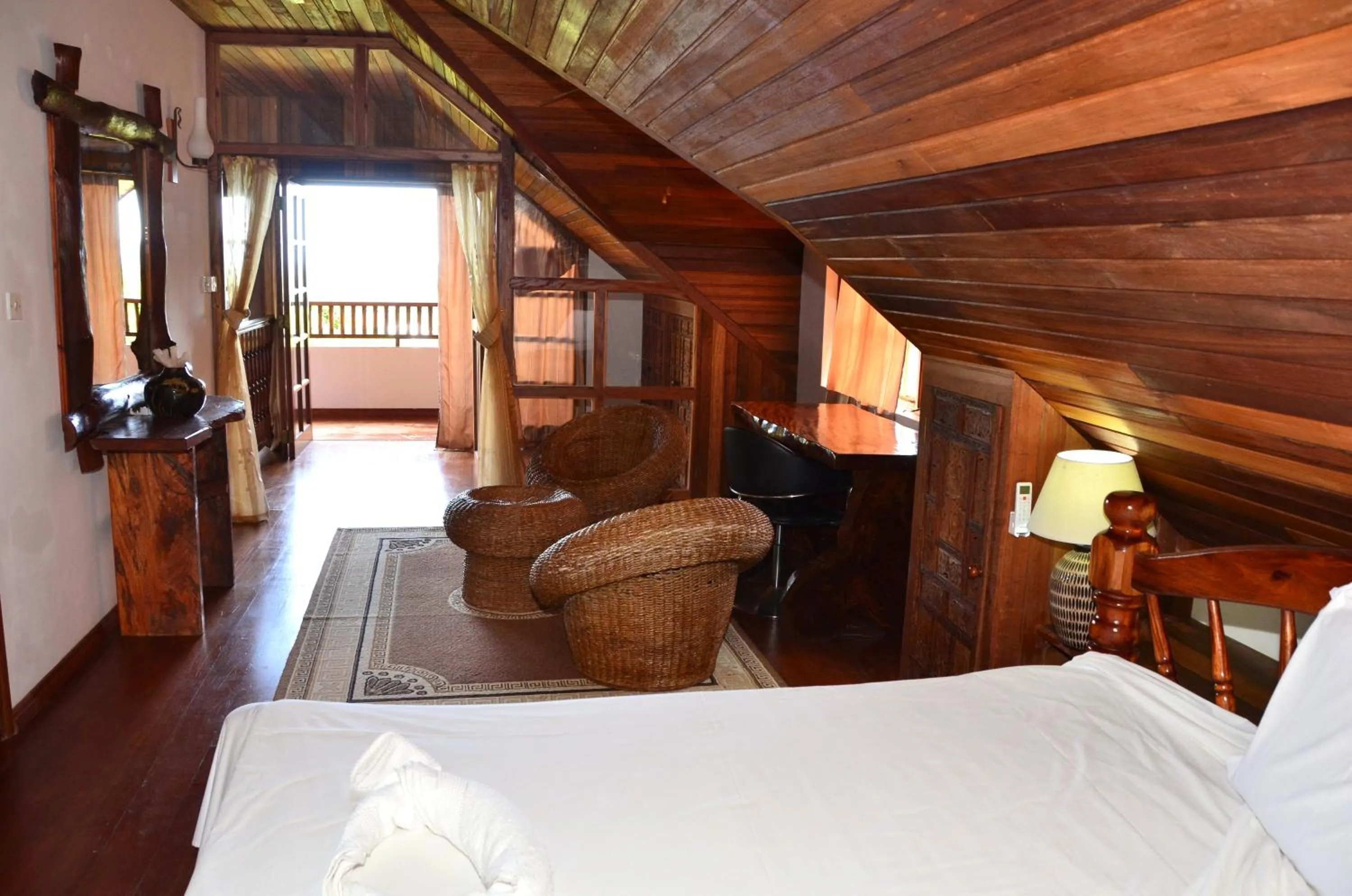 Bed in Kaz Ladouceur