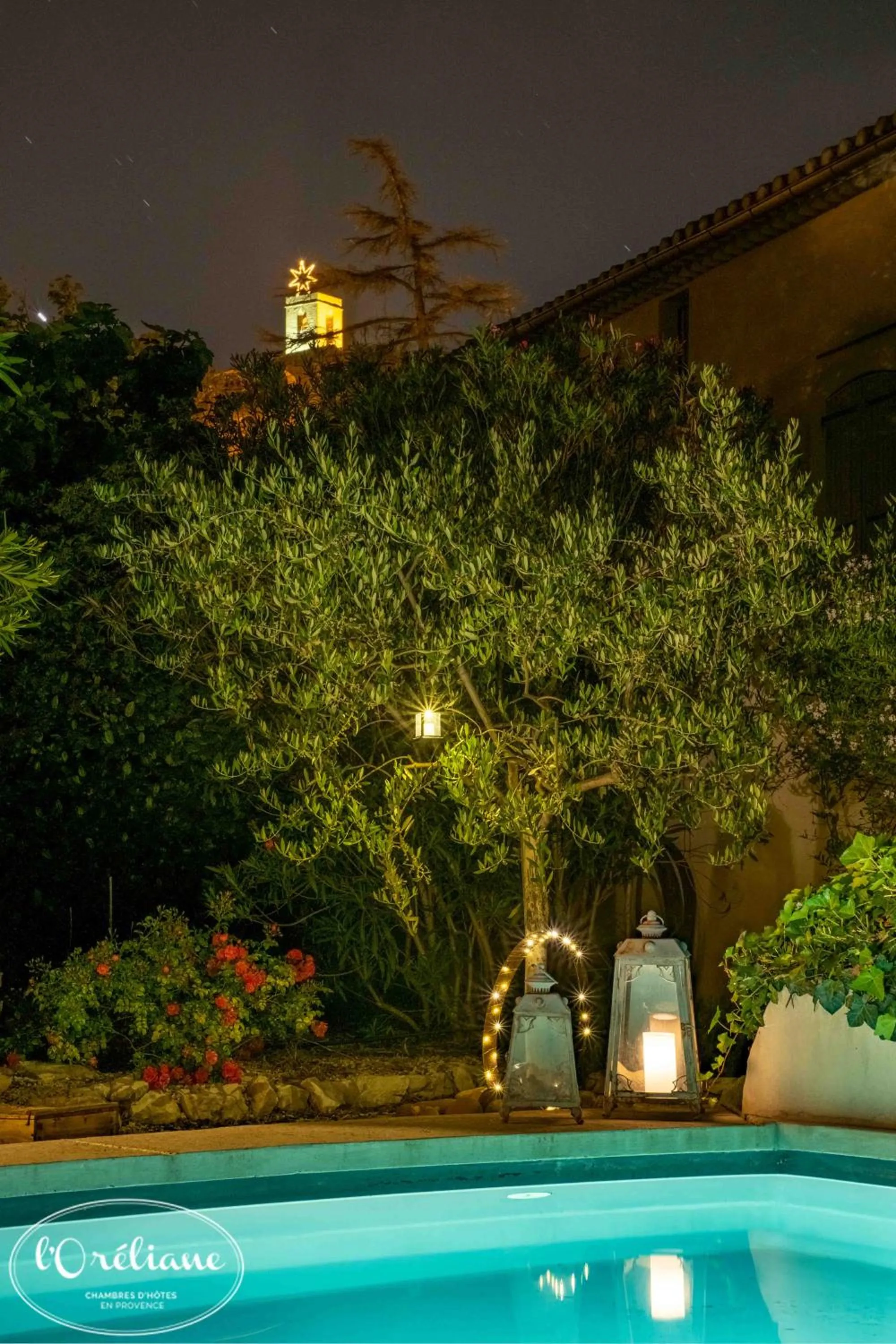 Swimming pool in CHAMBRES D'HÔTES L'Oréliane en Provence Adults Only