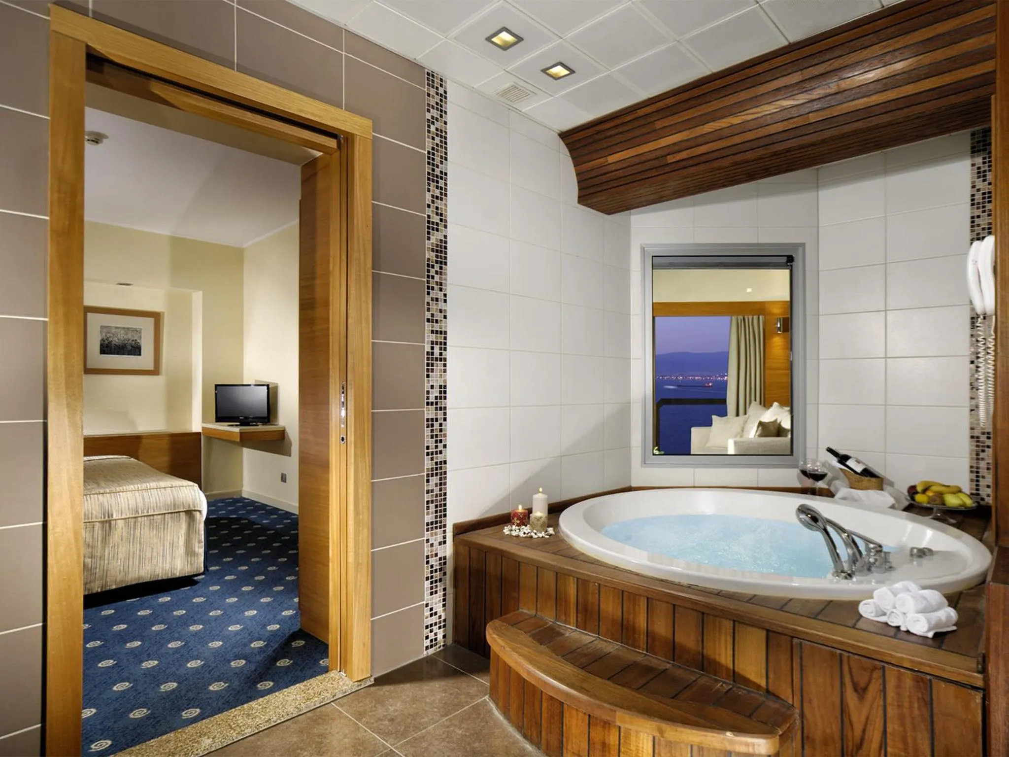 Bathroom, Bed in Best Western Plus Hotel Konak