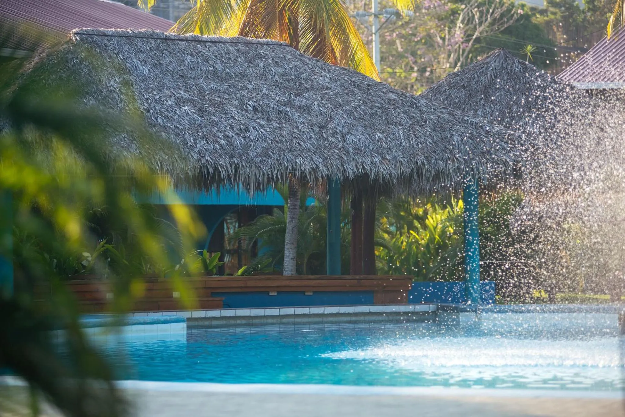 Beach Break Resort & CR Surf Camp