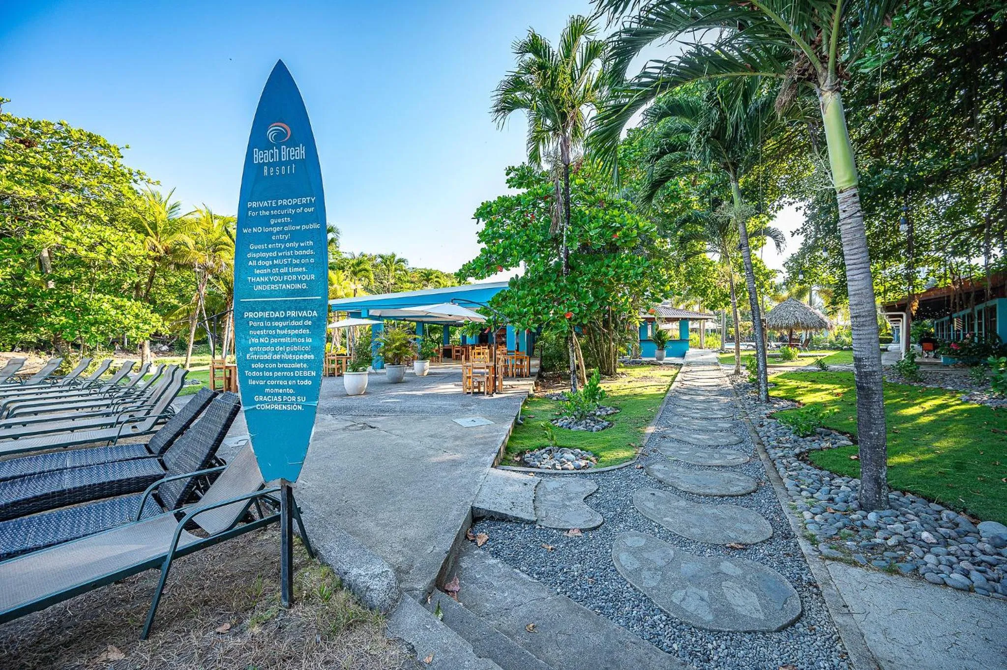 Beach Break Resort & CR Surf Camp