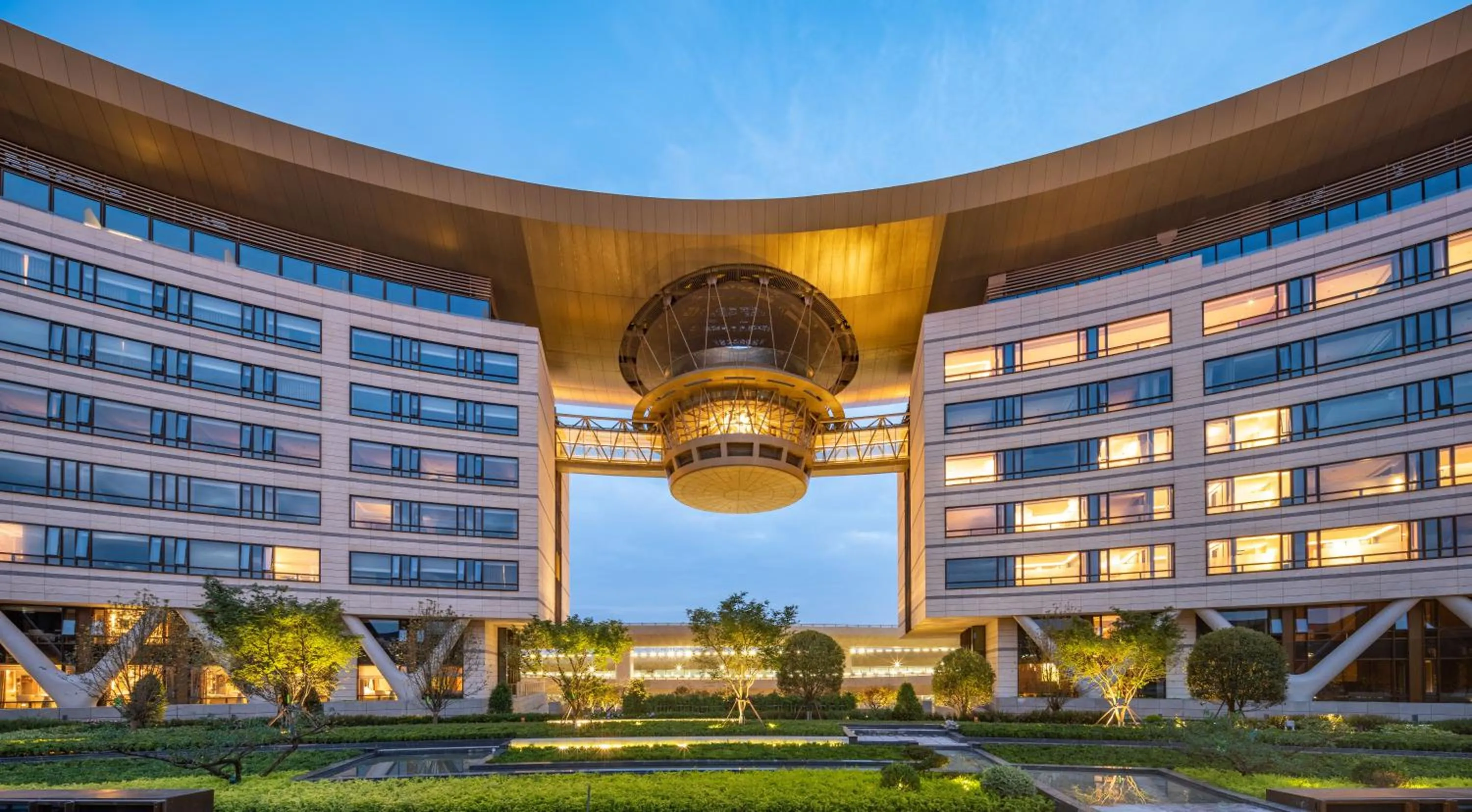 Property building in Tianfu Joyhub Cheer Hotel