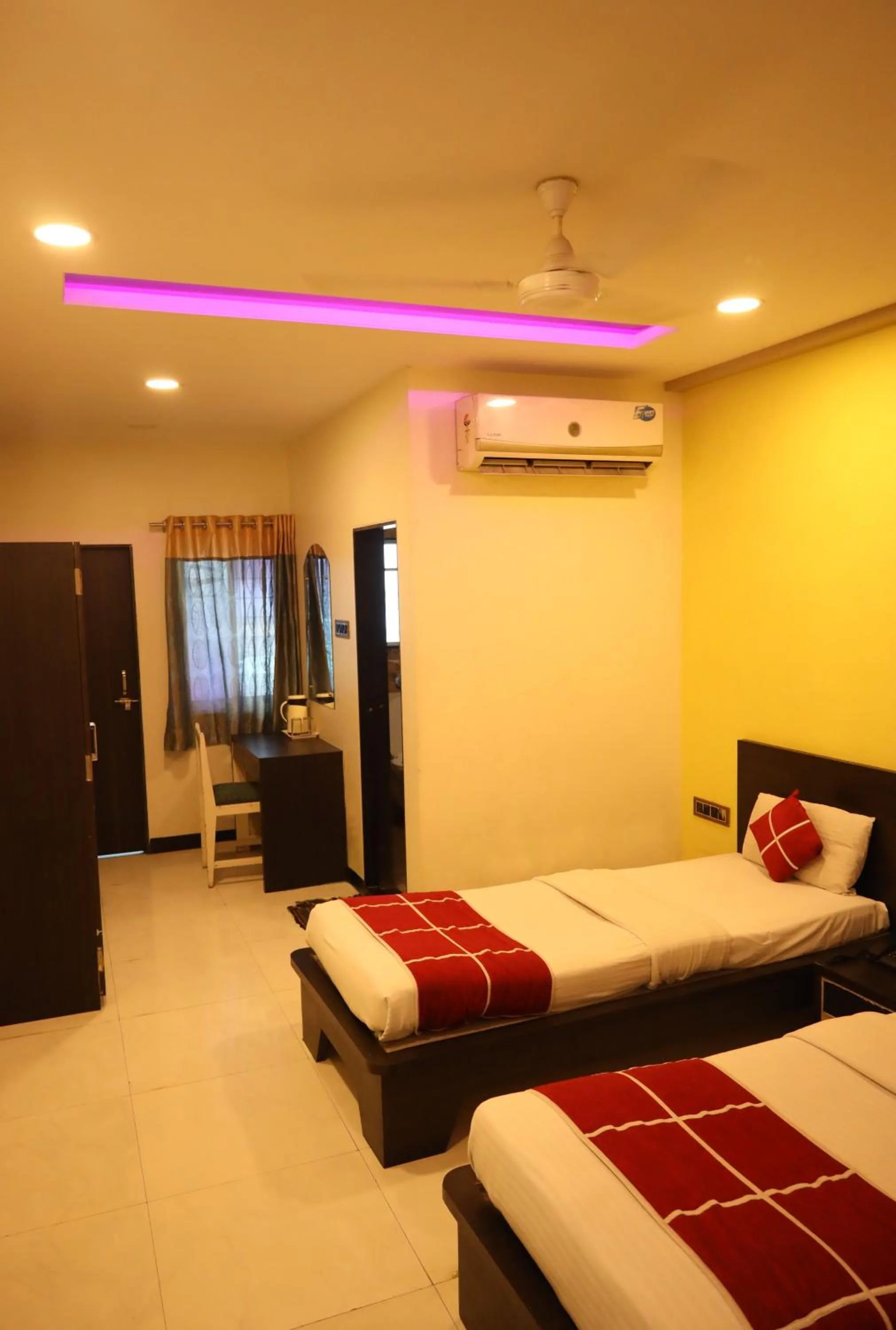 Bed in Hotel Sparkling Pearl