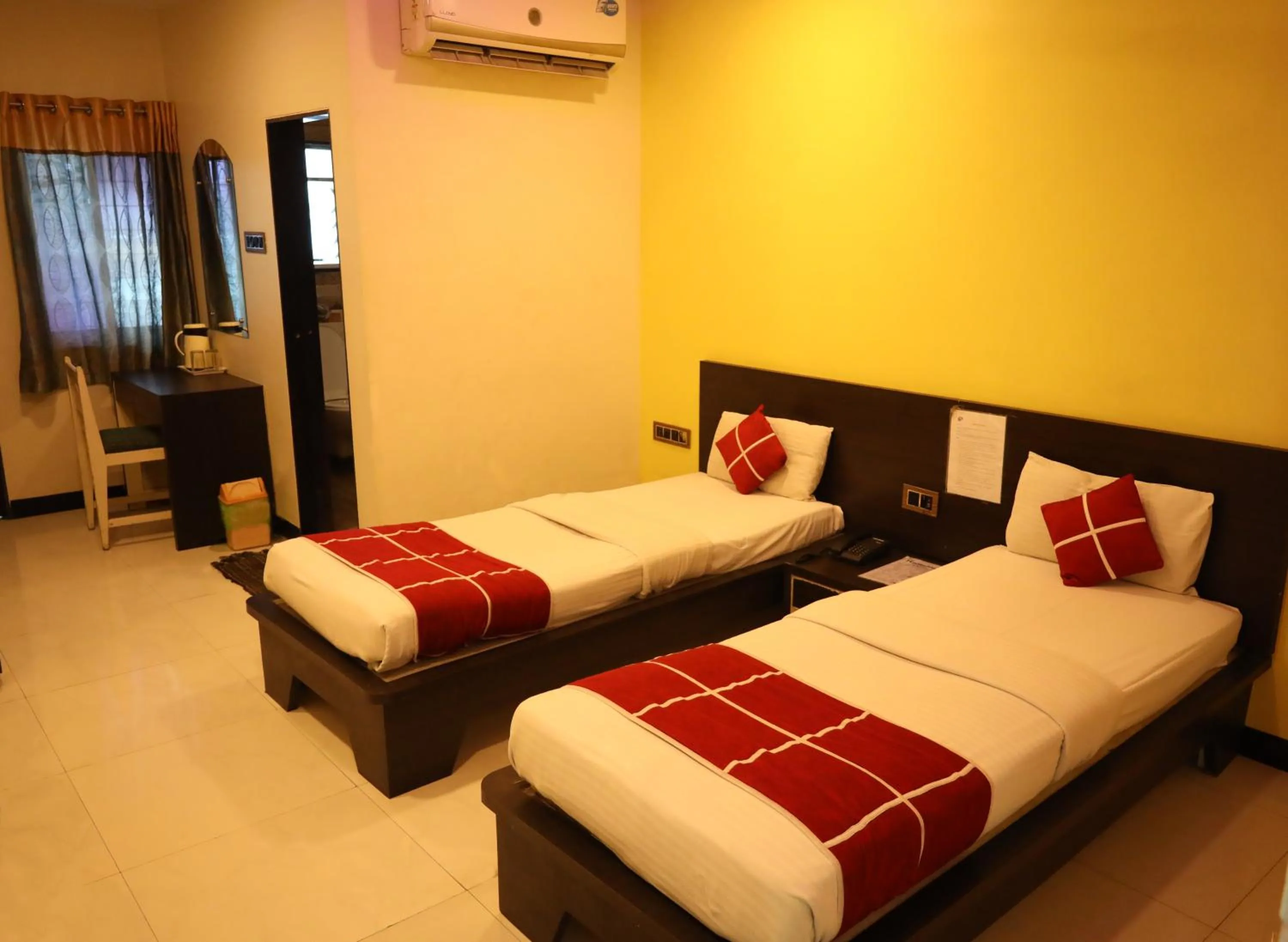 Bed in Hotel Sparkling Pearl