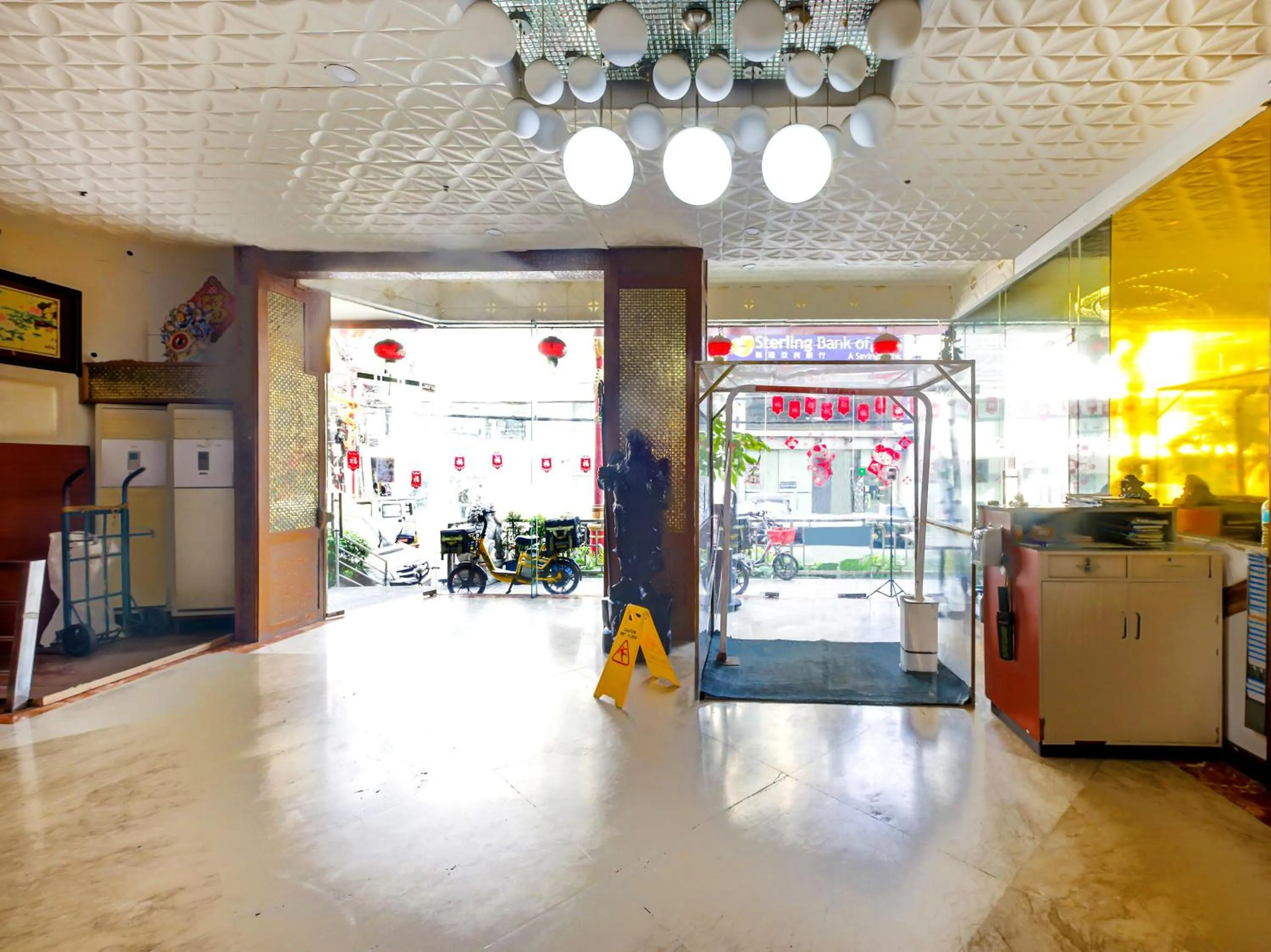 Lobby or reception in Chinatown Lai Lai Hotel Inc