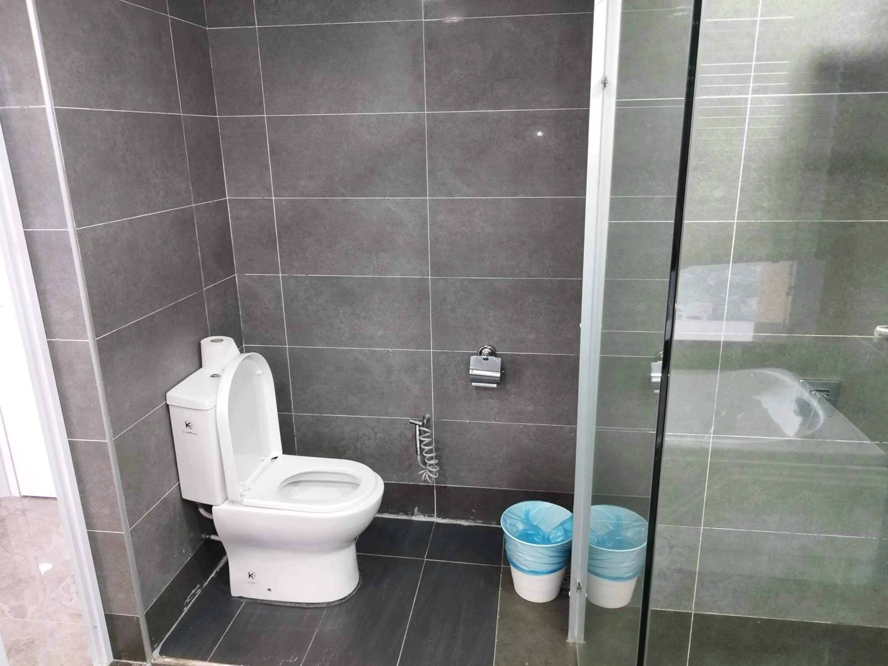 Toilet in Eastern Suites Times Square KL