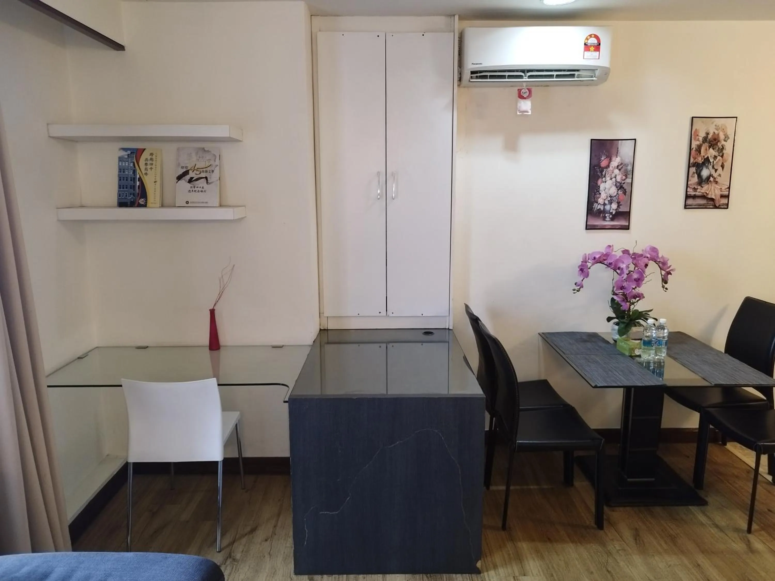 Dining area in Eastern Suites Times Square KL