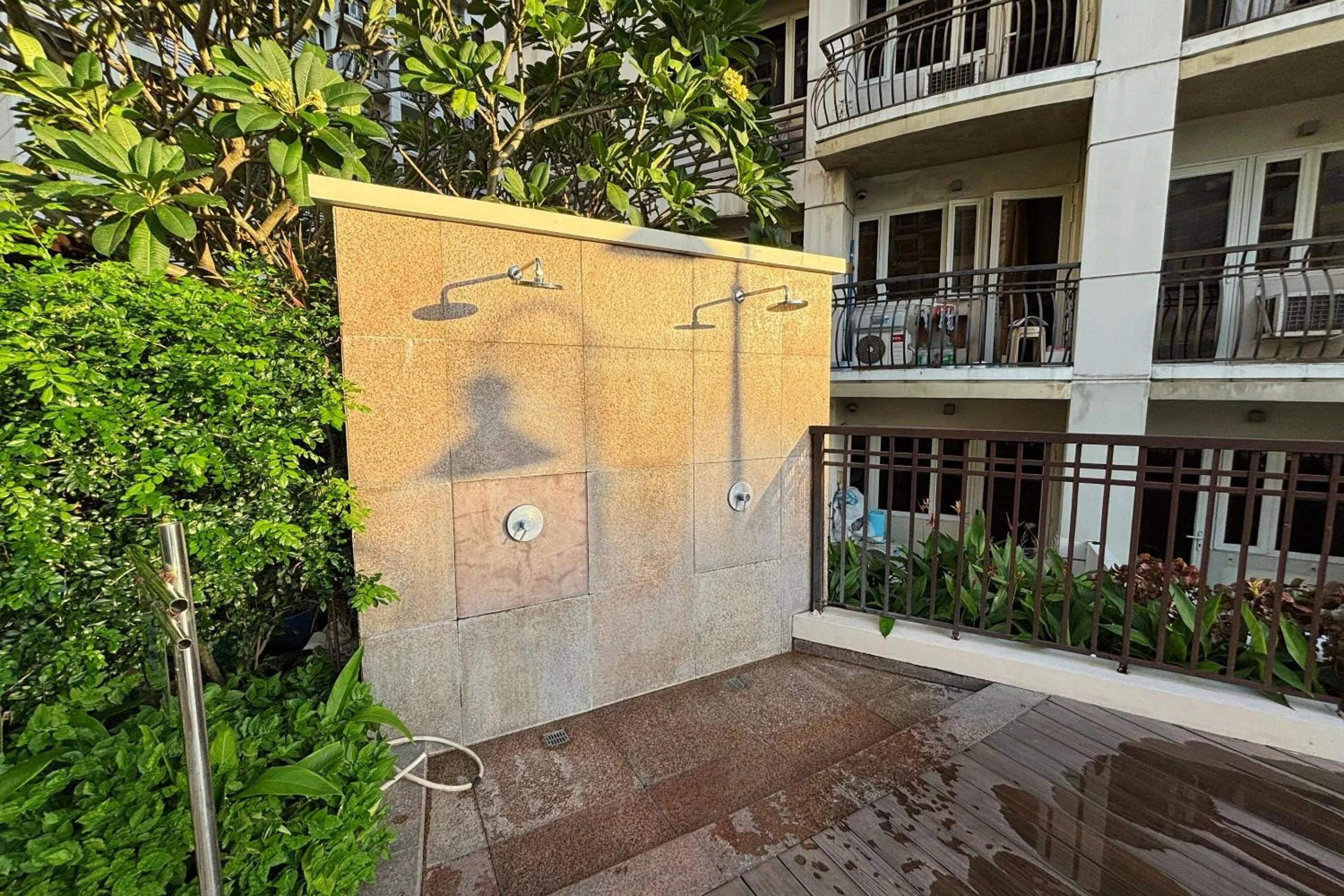 Garden view in Extremeli Suites