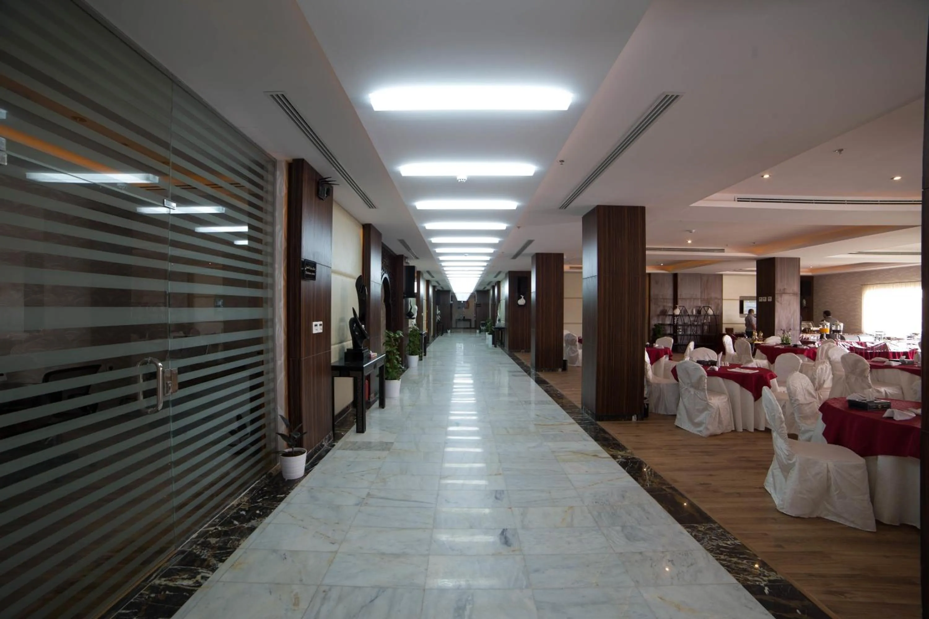 Restaurant/places to eat in Raoum Inn Hotel Apartments - Buraydah