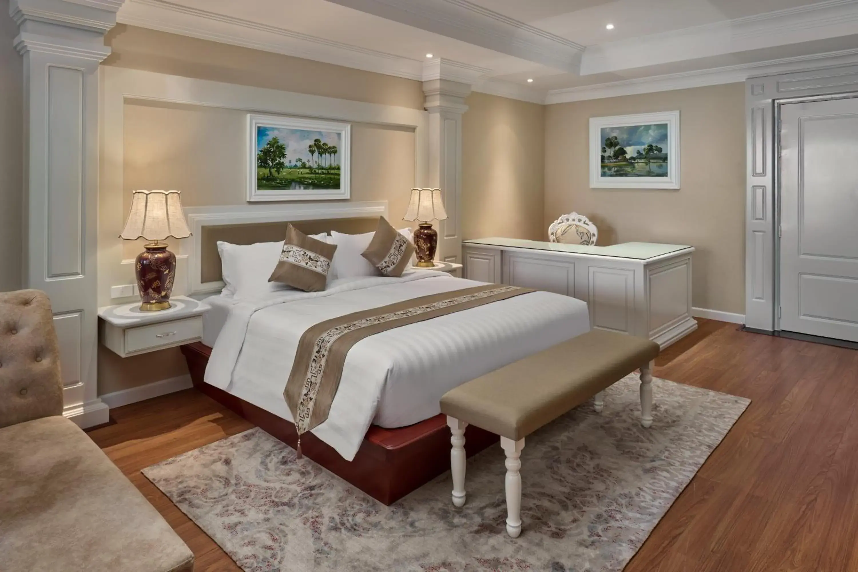 Business Suite in Wyndham Grand Phnom Penh Capital Business Suite in Wyndham Grand Phnom Penh Capital