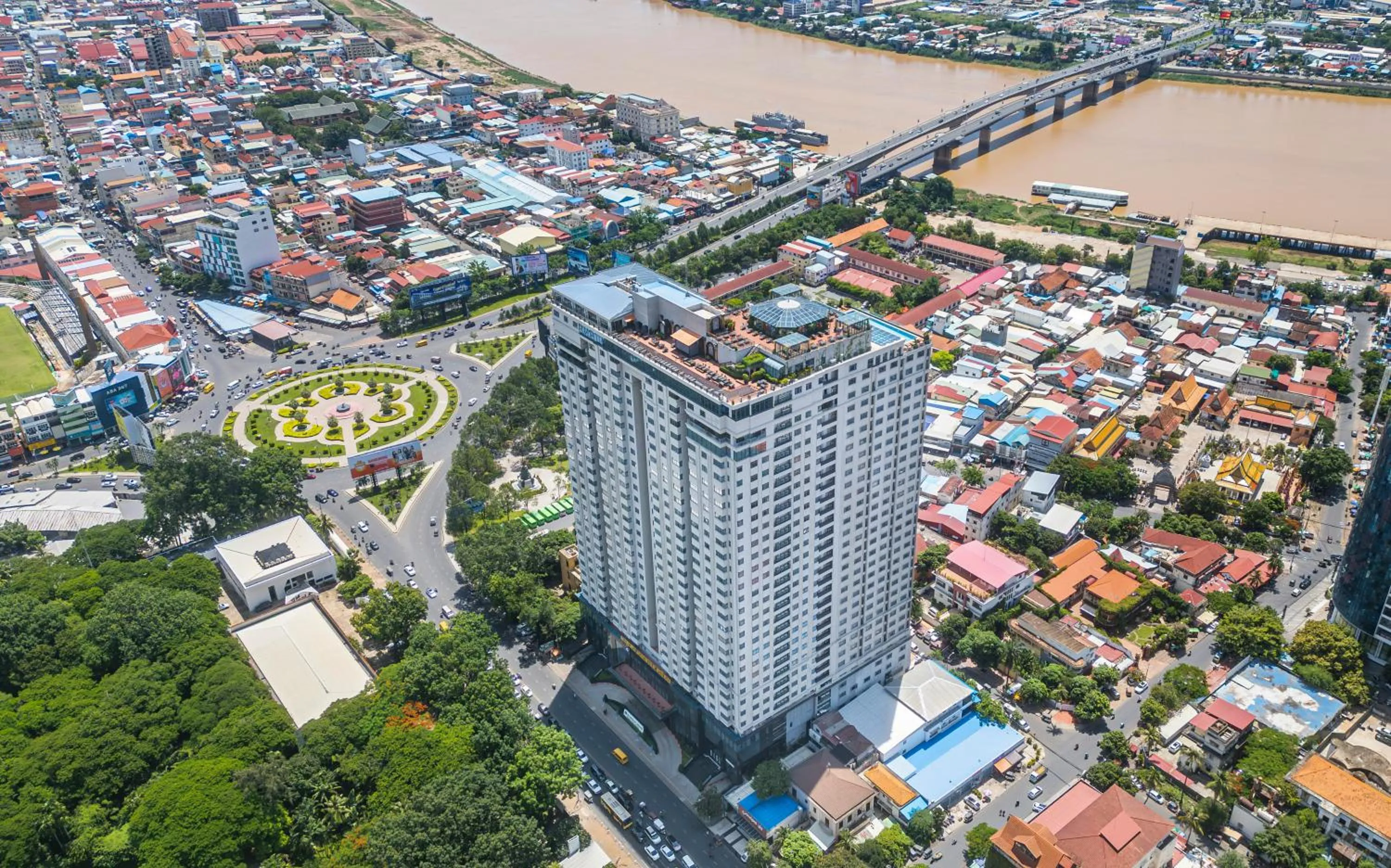 Property building in Wyndham Grand Phnom Penh Capital