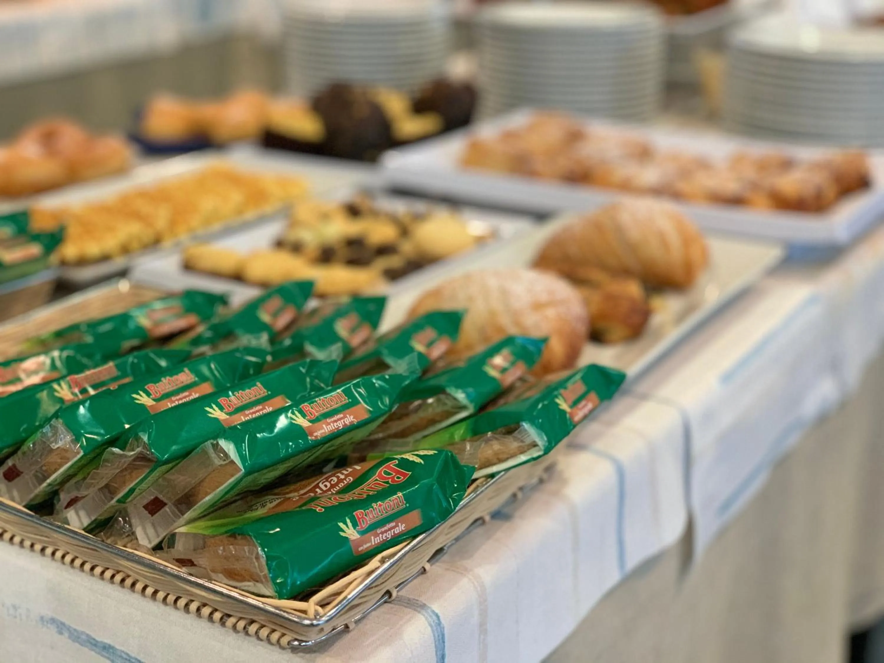 Buffet breakfast in Hotel Continental