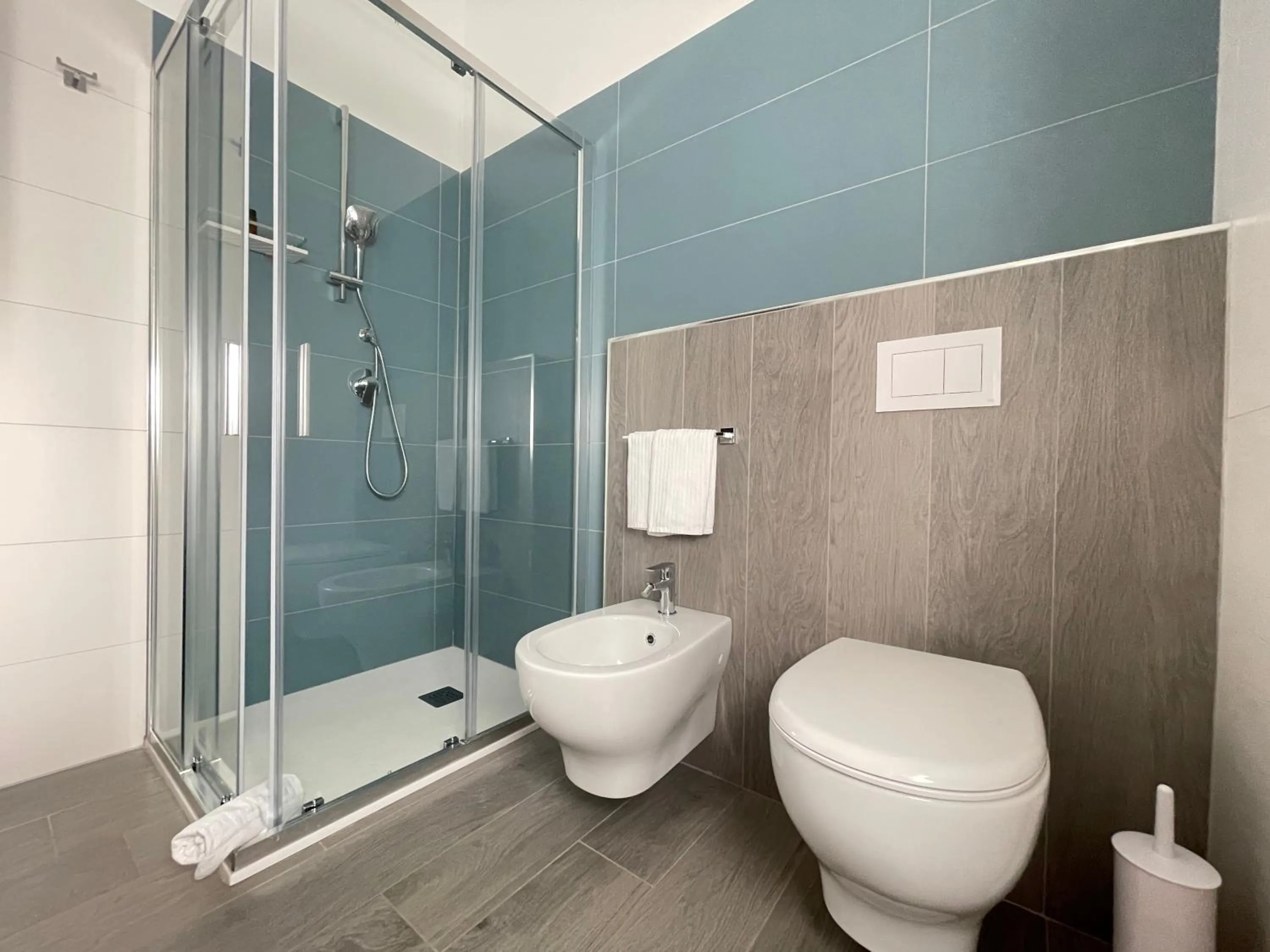 Bathroom in Hotel Continental