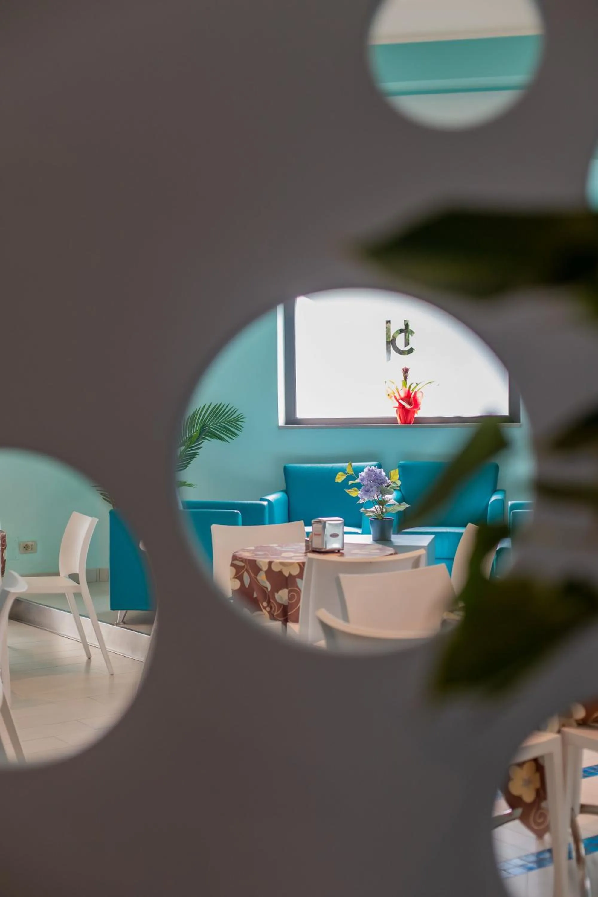 Dining area in Hotel Continental