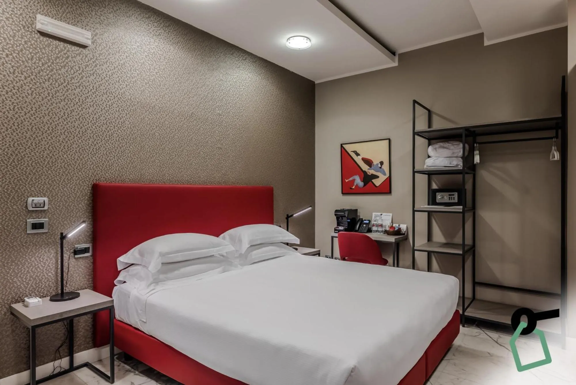 Bedroom, Bed in Hotiday Apartments La Spezia