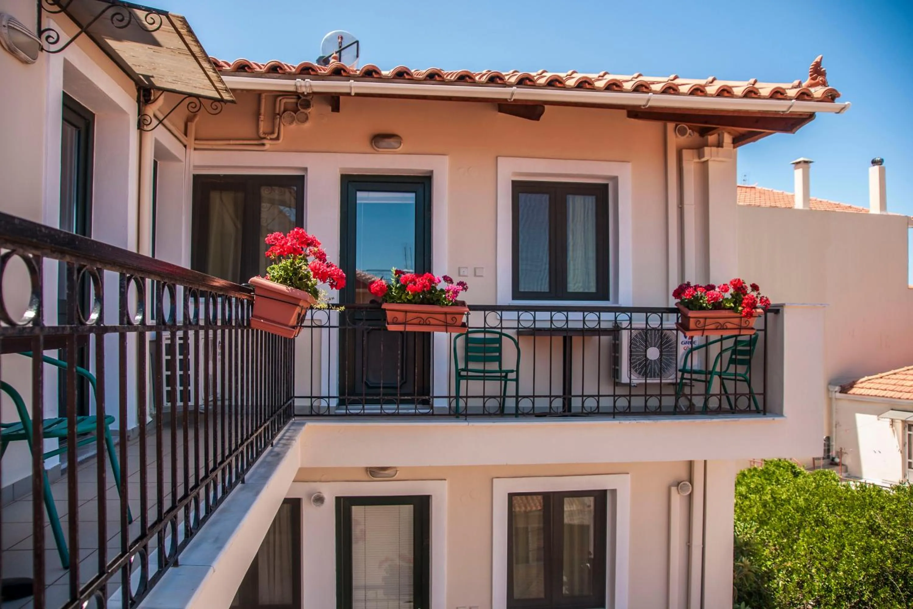 Balcony/Terrace in Heliotrope The Studios