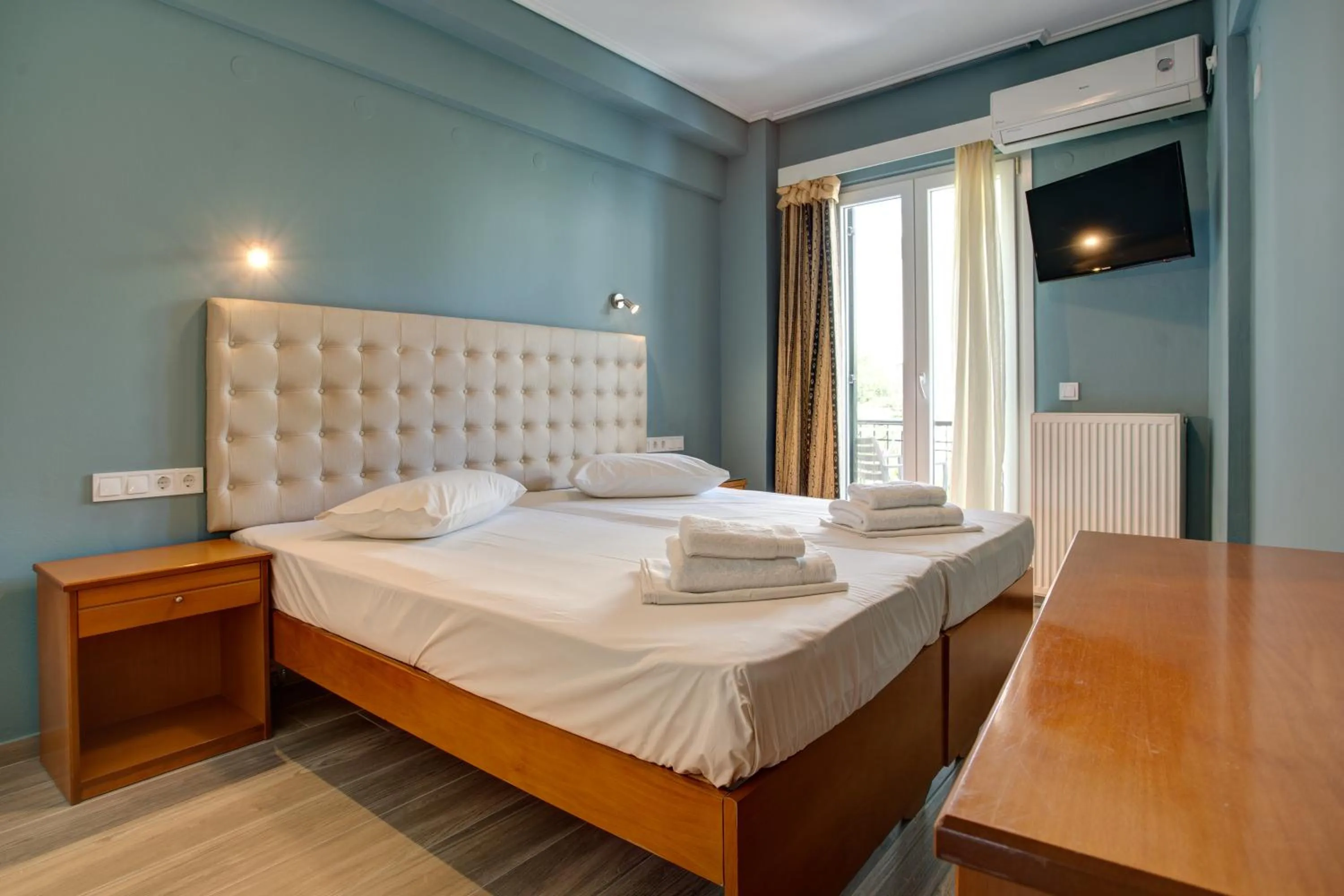 Bed in Heliotrope The Studios