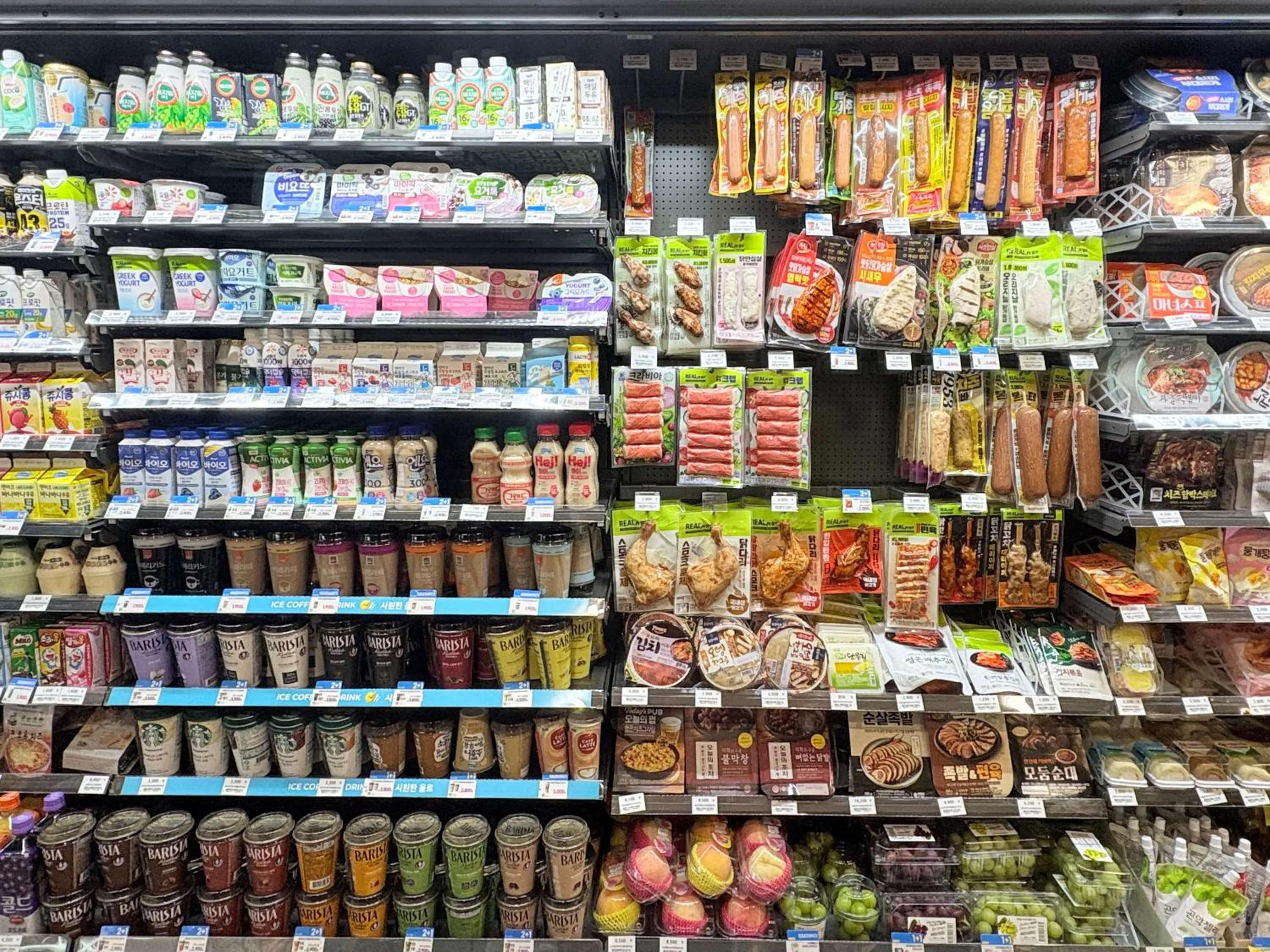 Supermarket/grocery shop in Best Western Jeju Hotel