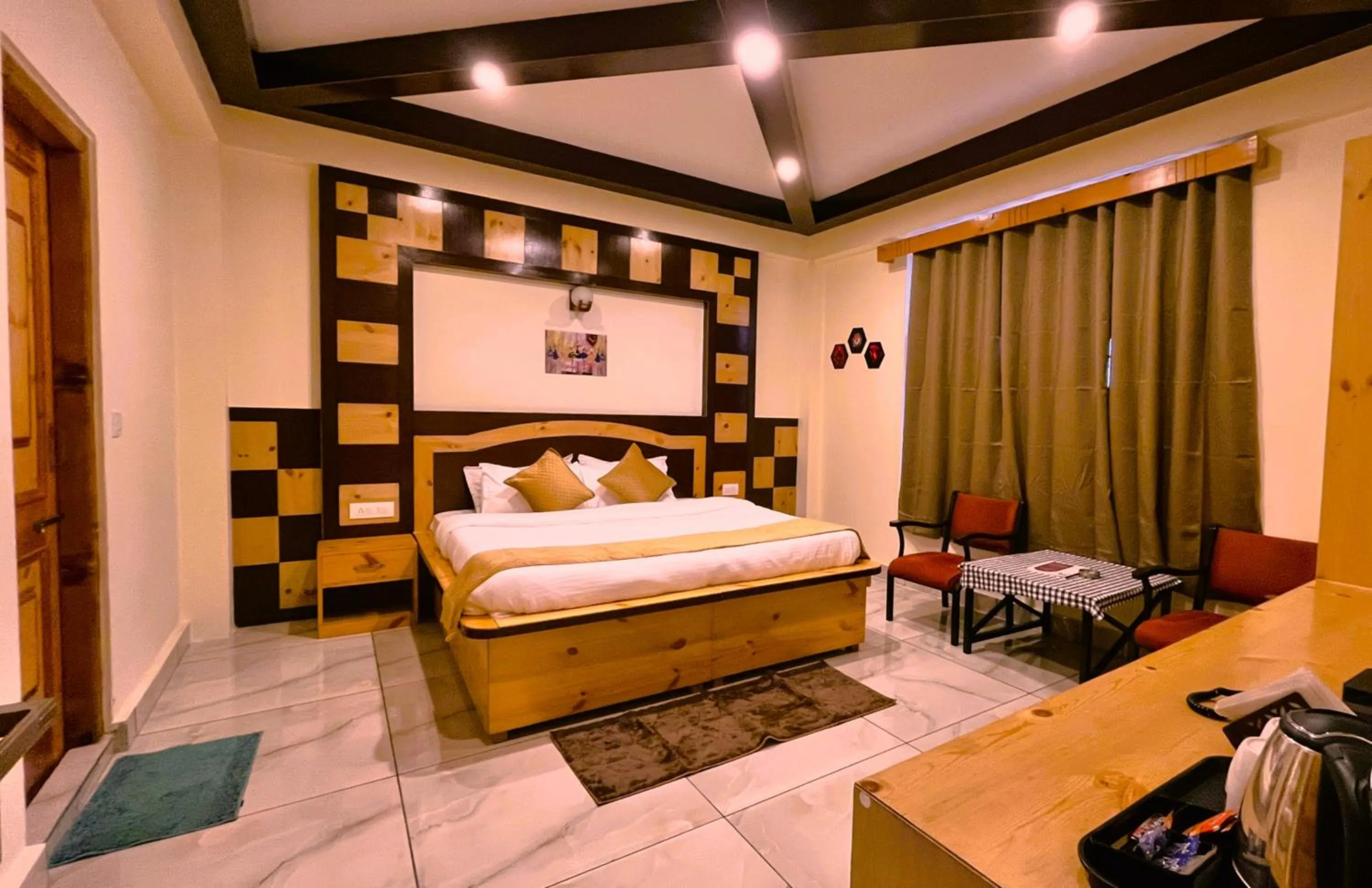 Bed in WANDER THRIVES INN By Ads Manali