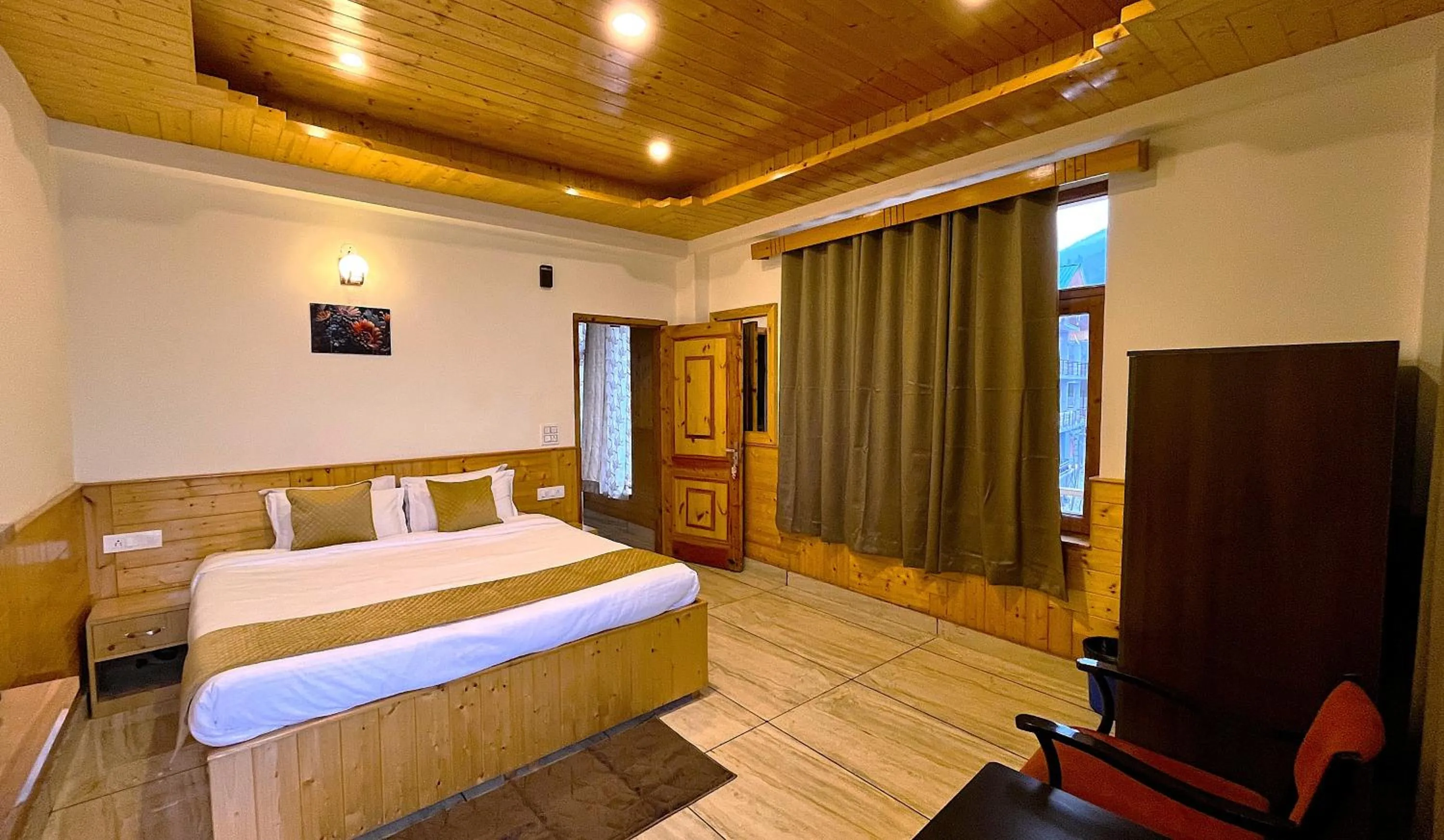 Photo of the whole room in WANDER THRIVES INN By Ads Manali