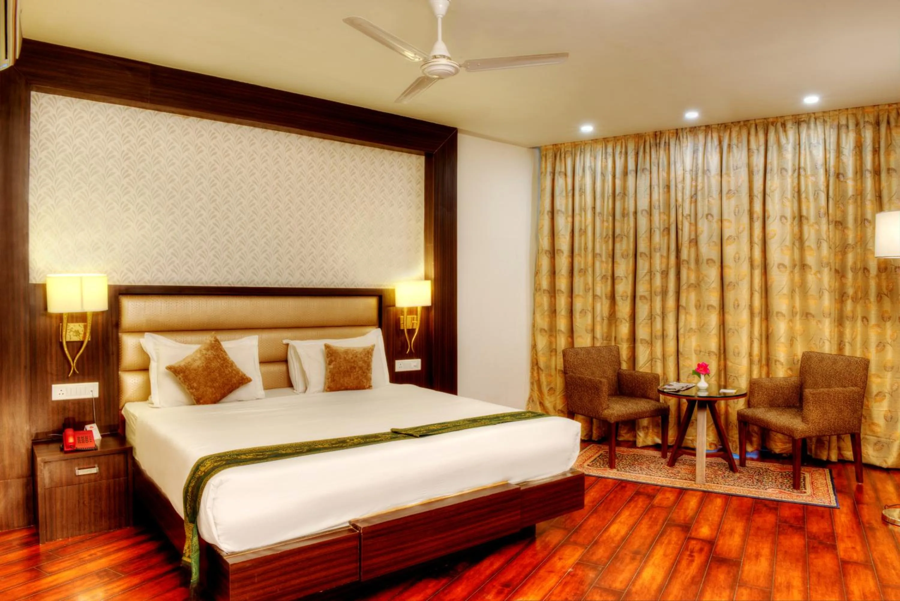 Decorative detail, Bed in Lemon Tree Hotel, Katra