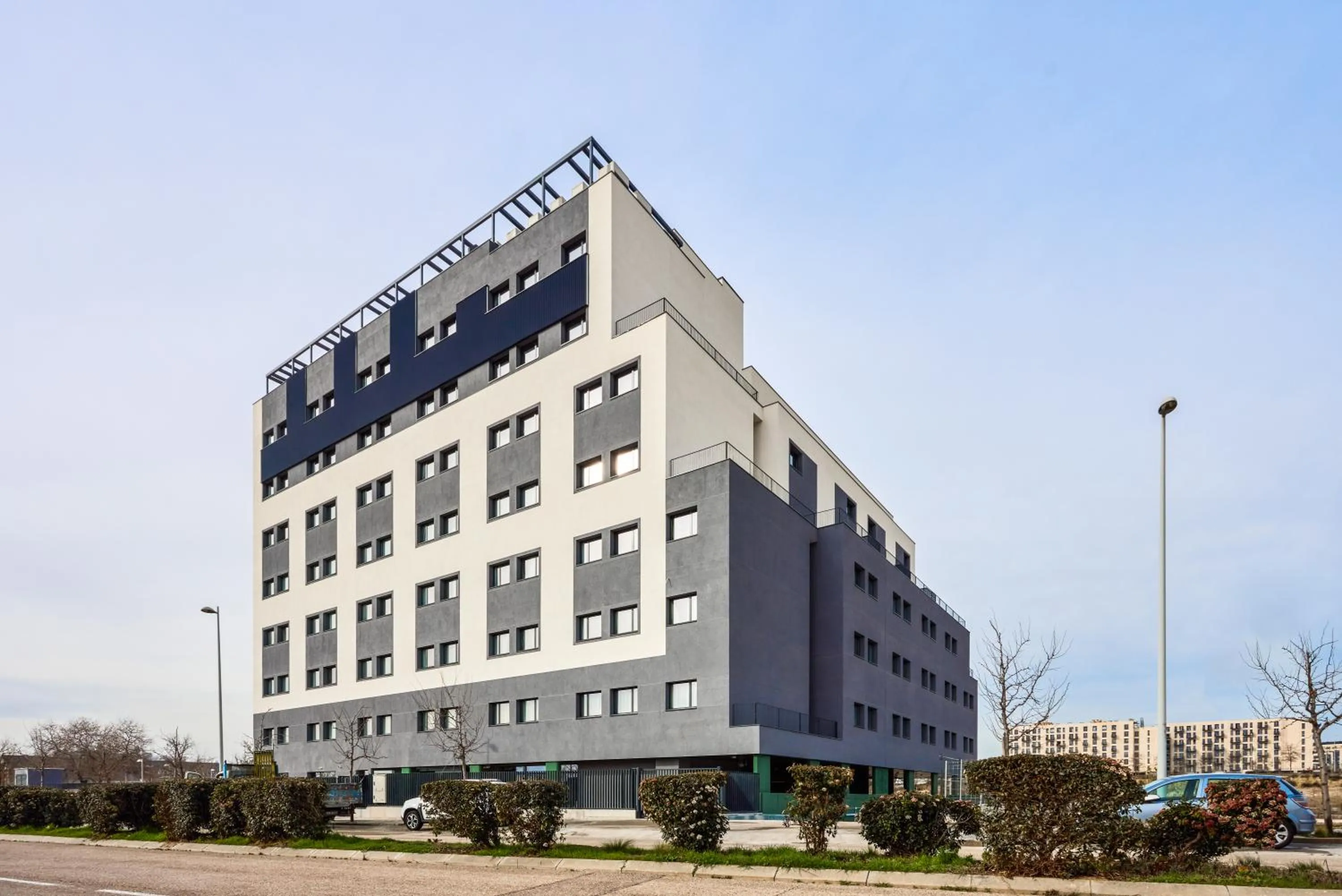 Facade/entrance in Ibis Styles Madrid Airport Valdebebas