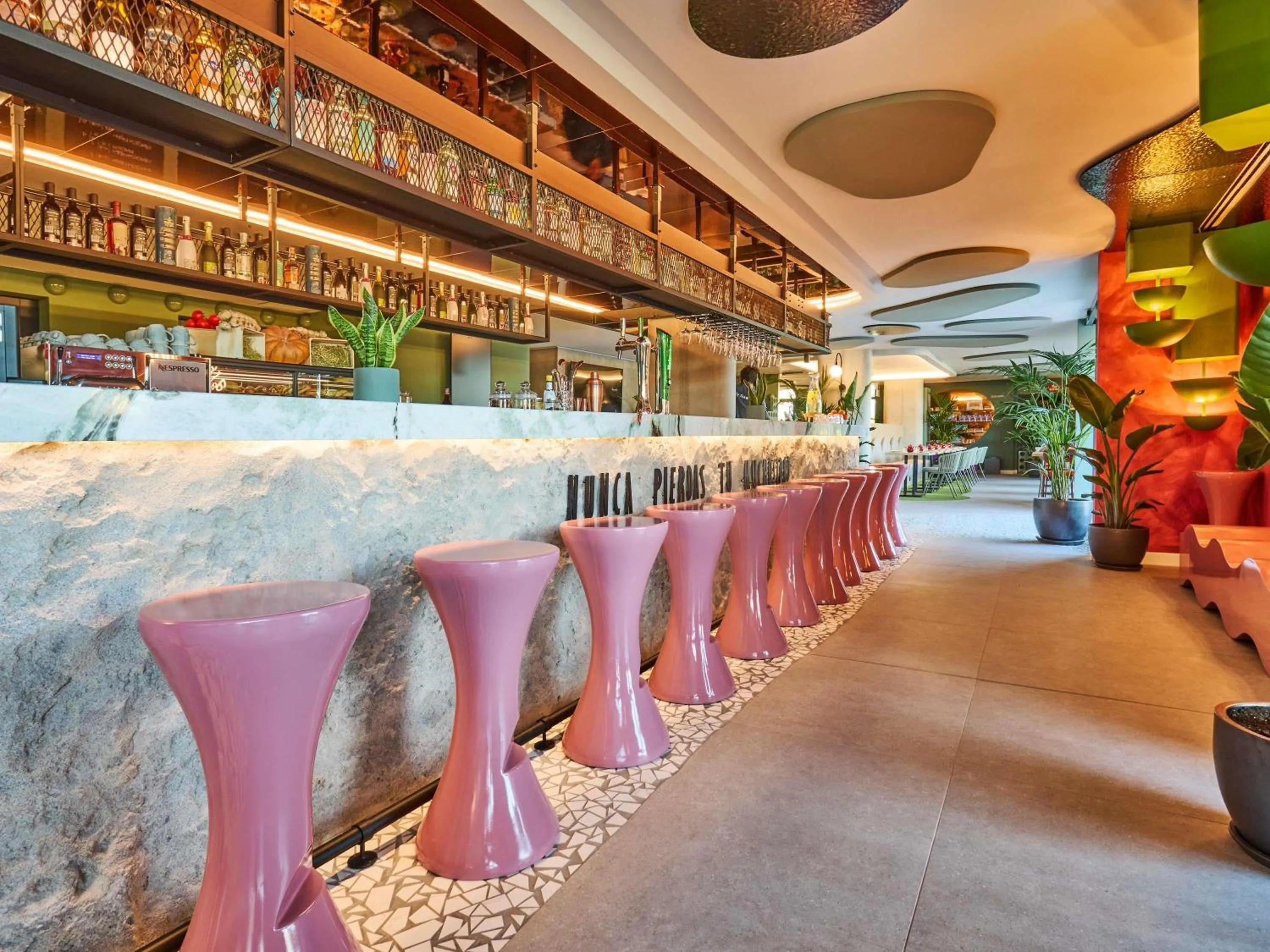 Lounge or bar in Ibis Styles Madrid Airport Valdebebas