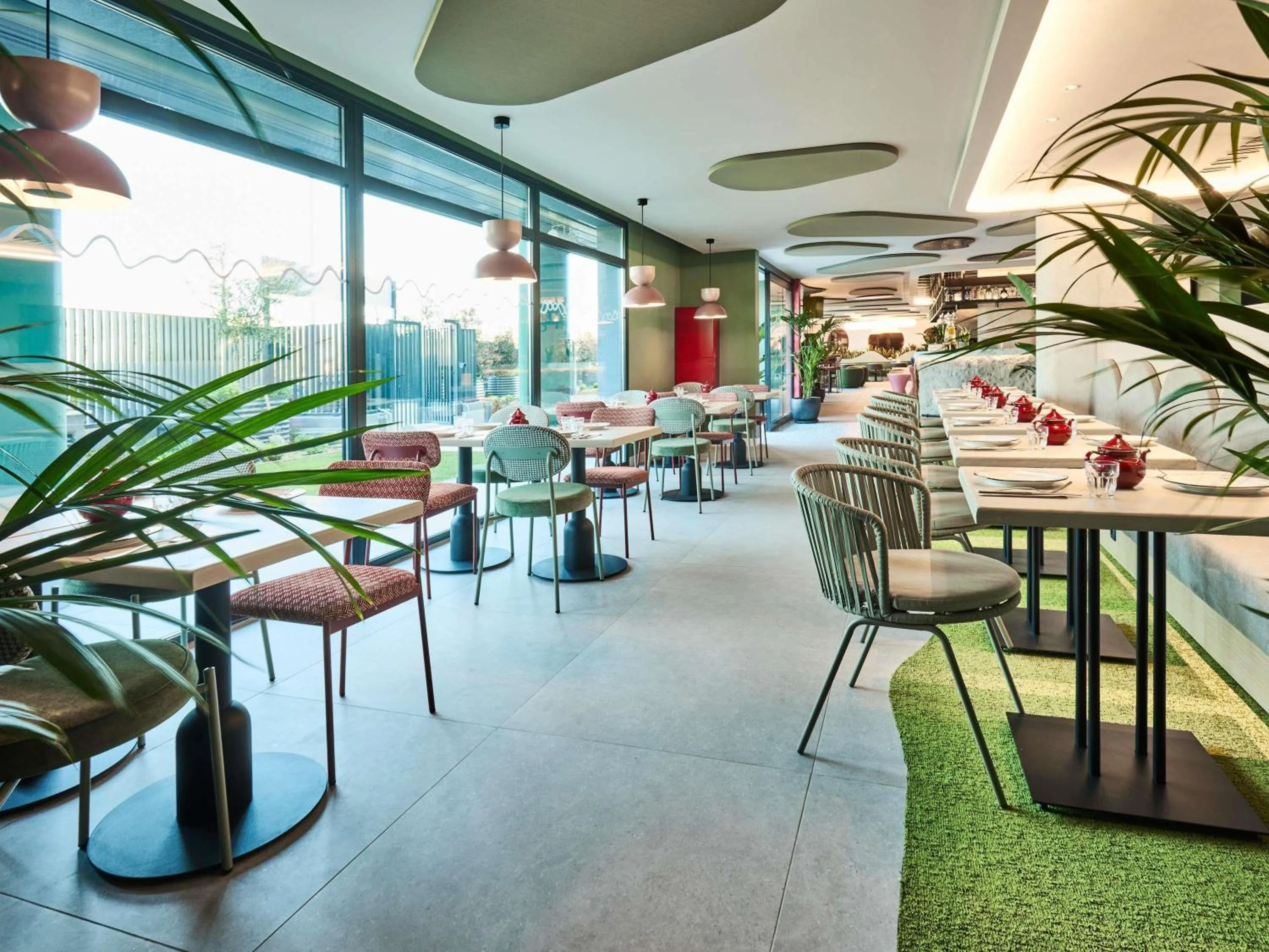 Restaurant/places to eat in Ibis Styles Madrid Airport Valdebebas