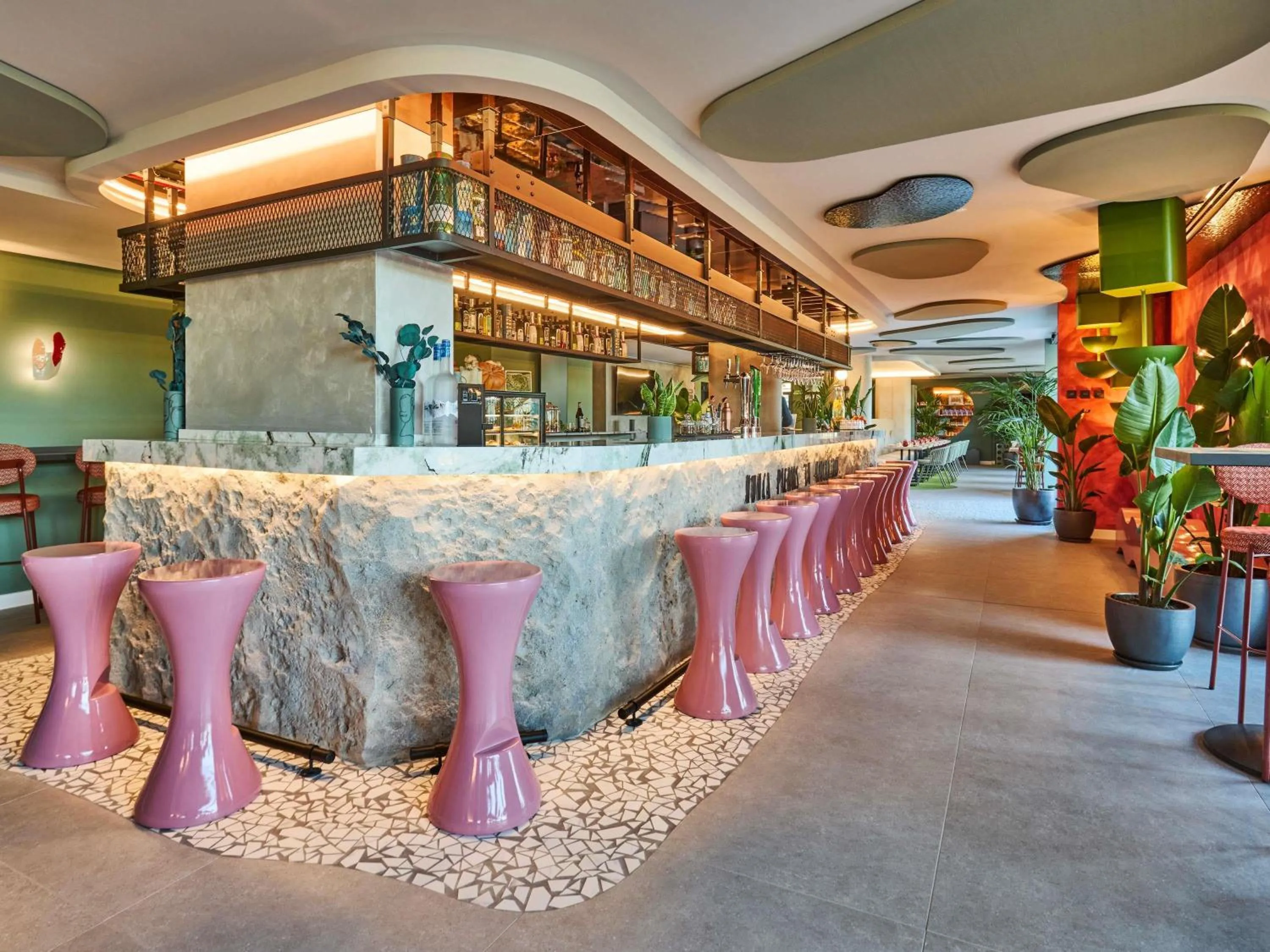 Lounge or bar in Ibis Styles Madrid Airport Valdebebas