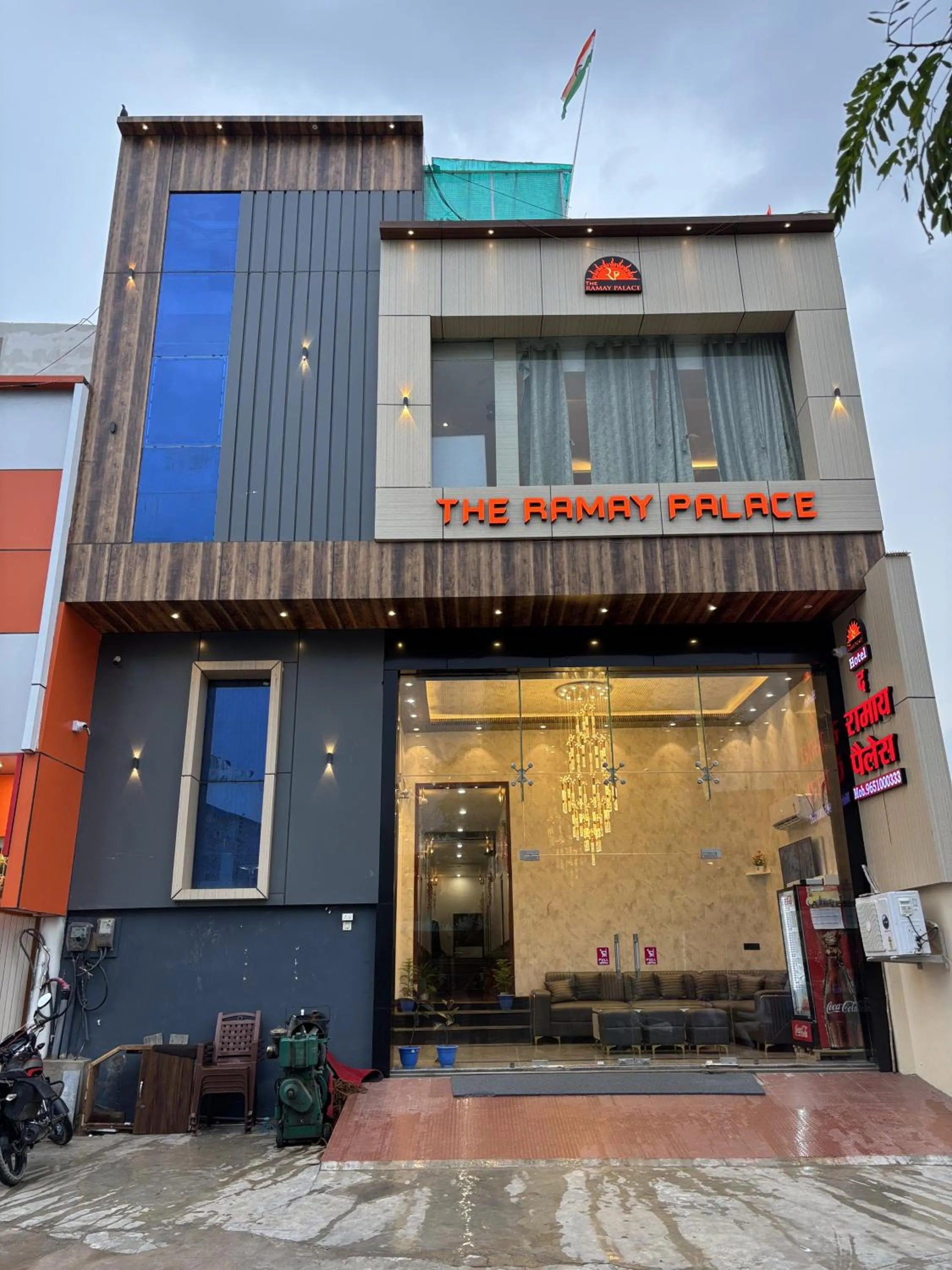 Hotel Ramay Palace