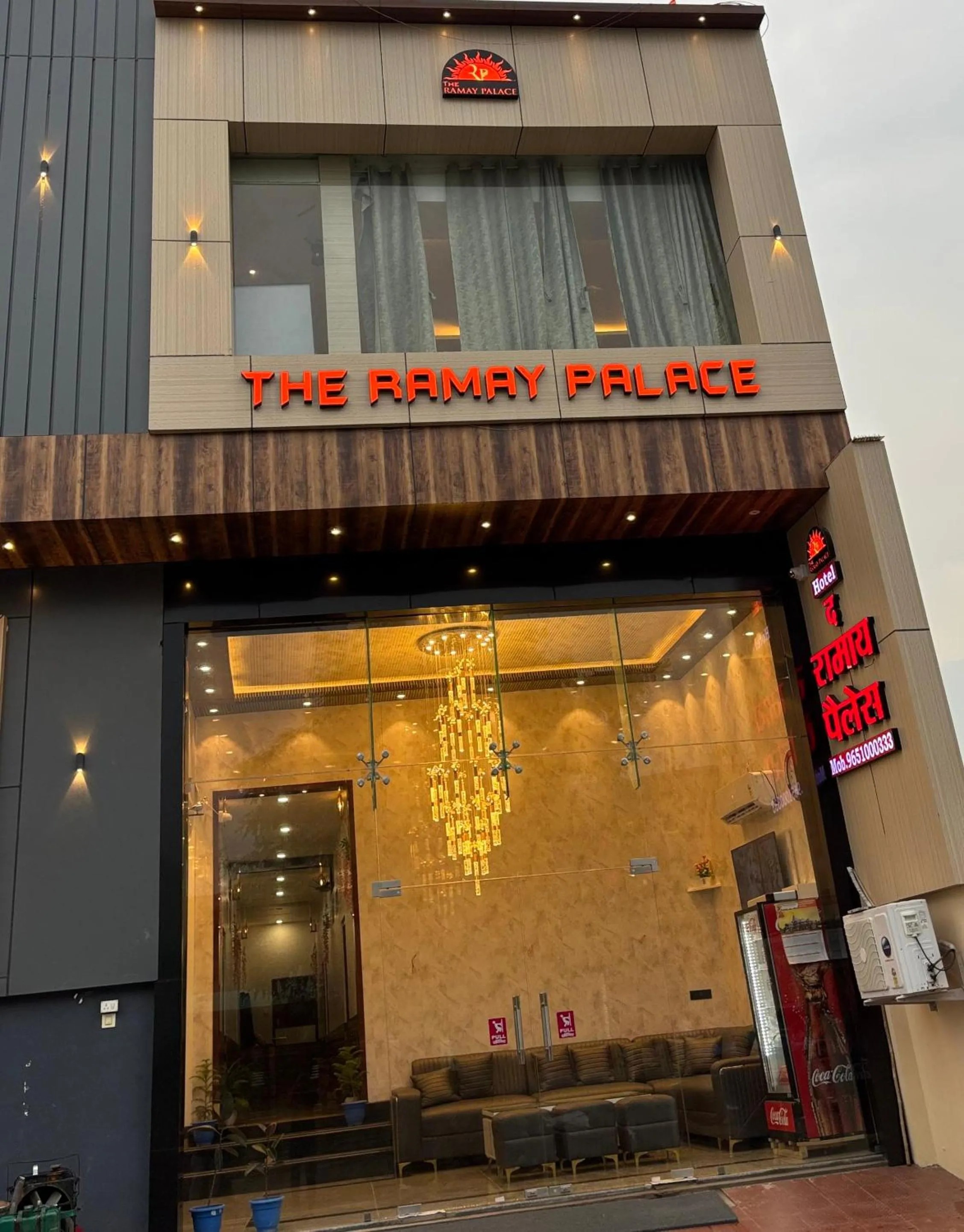 Hotel Ramay Palace