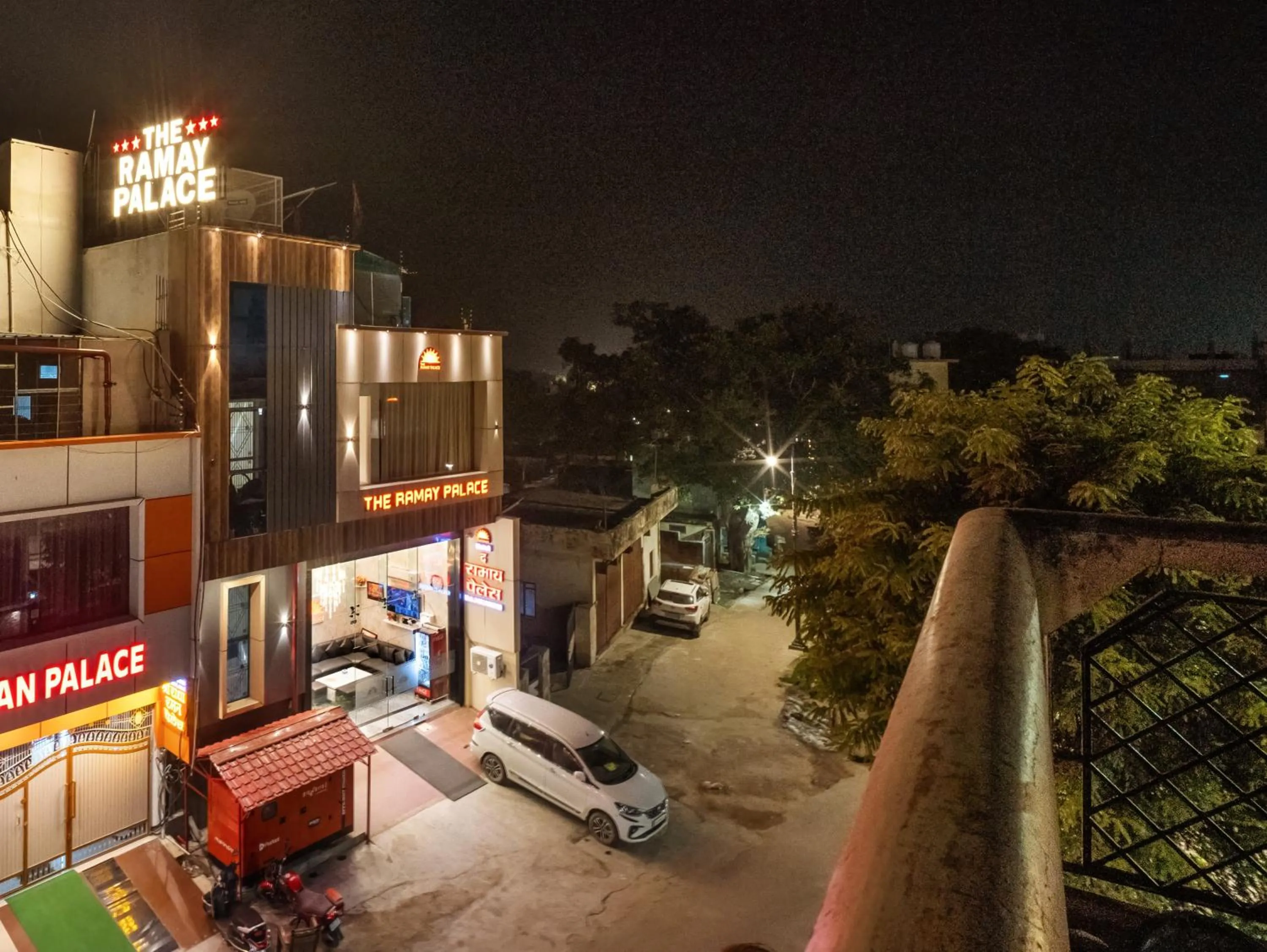 Hotel Ramay Palace