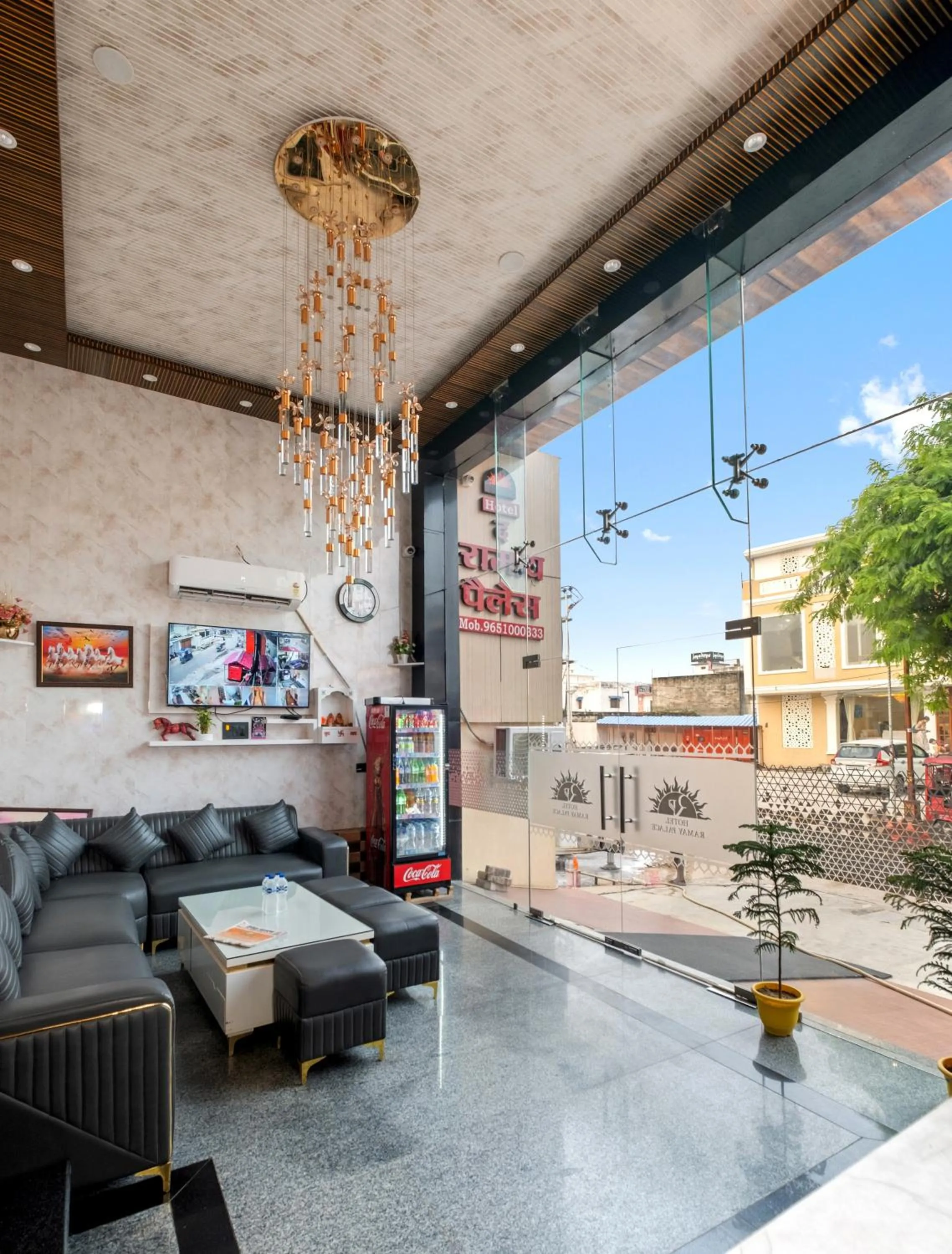 Hotel Ramay Palace