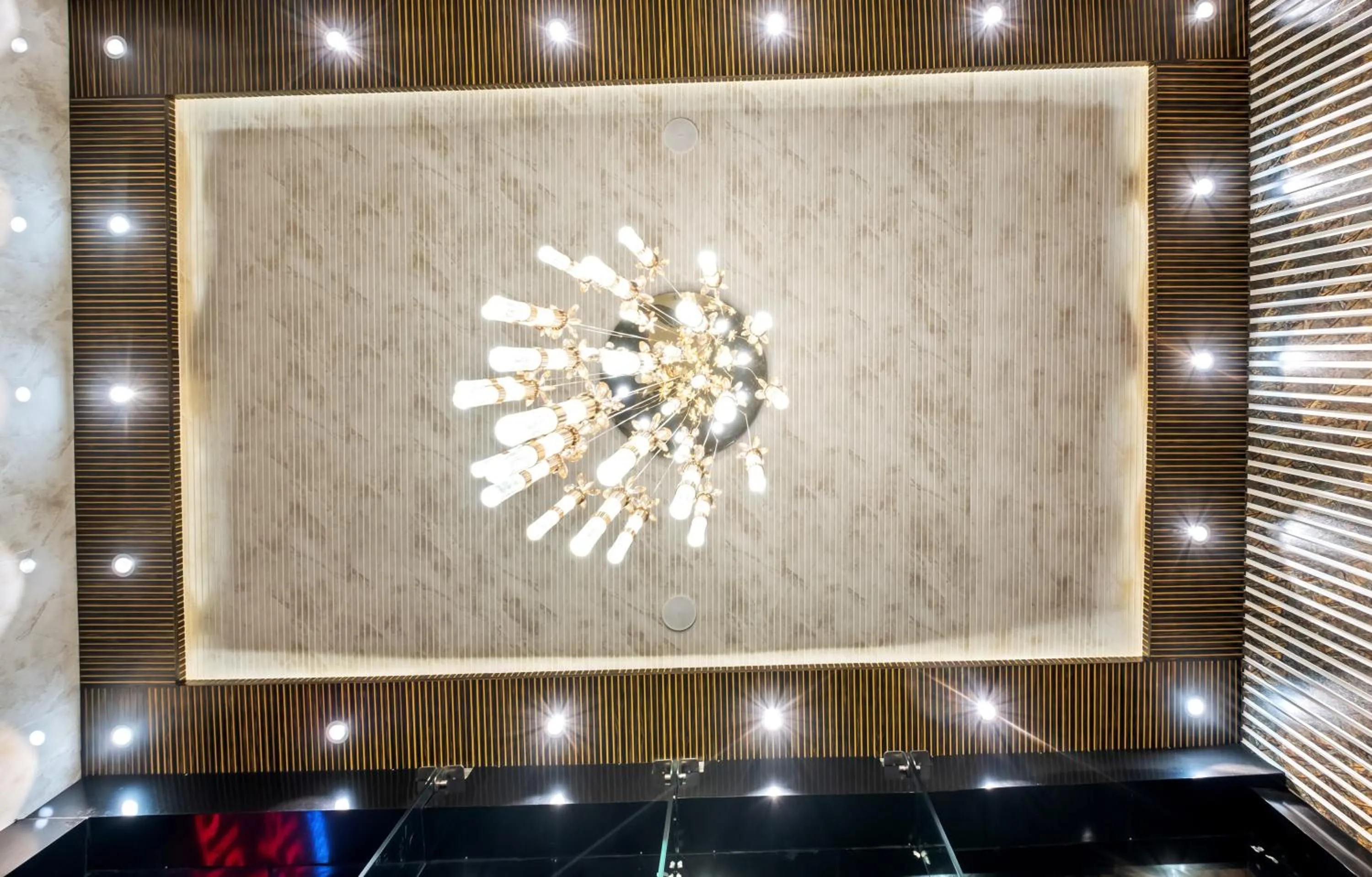 Hotel Ramay Palace