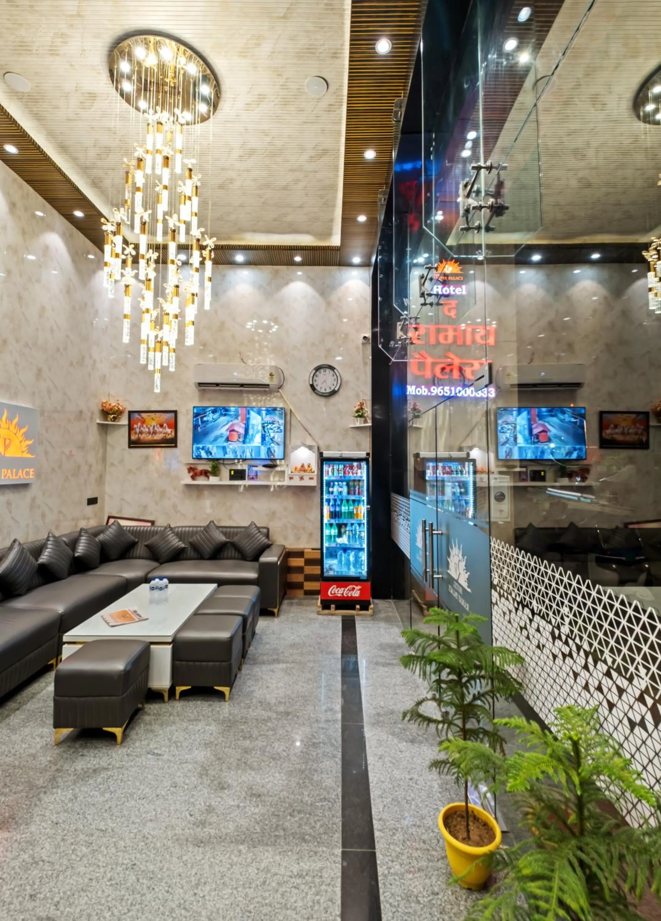 Hotel Ramay Palace