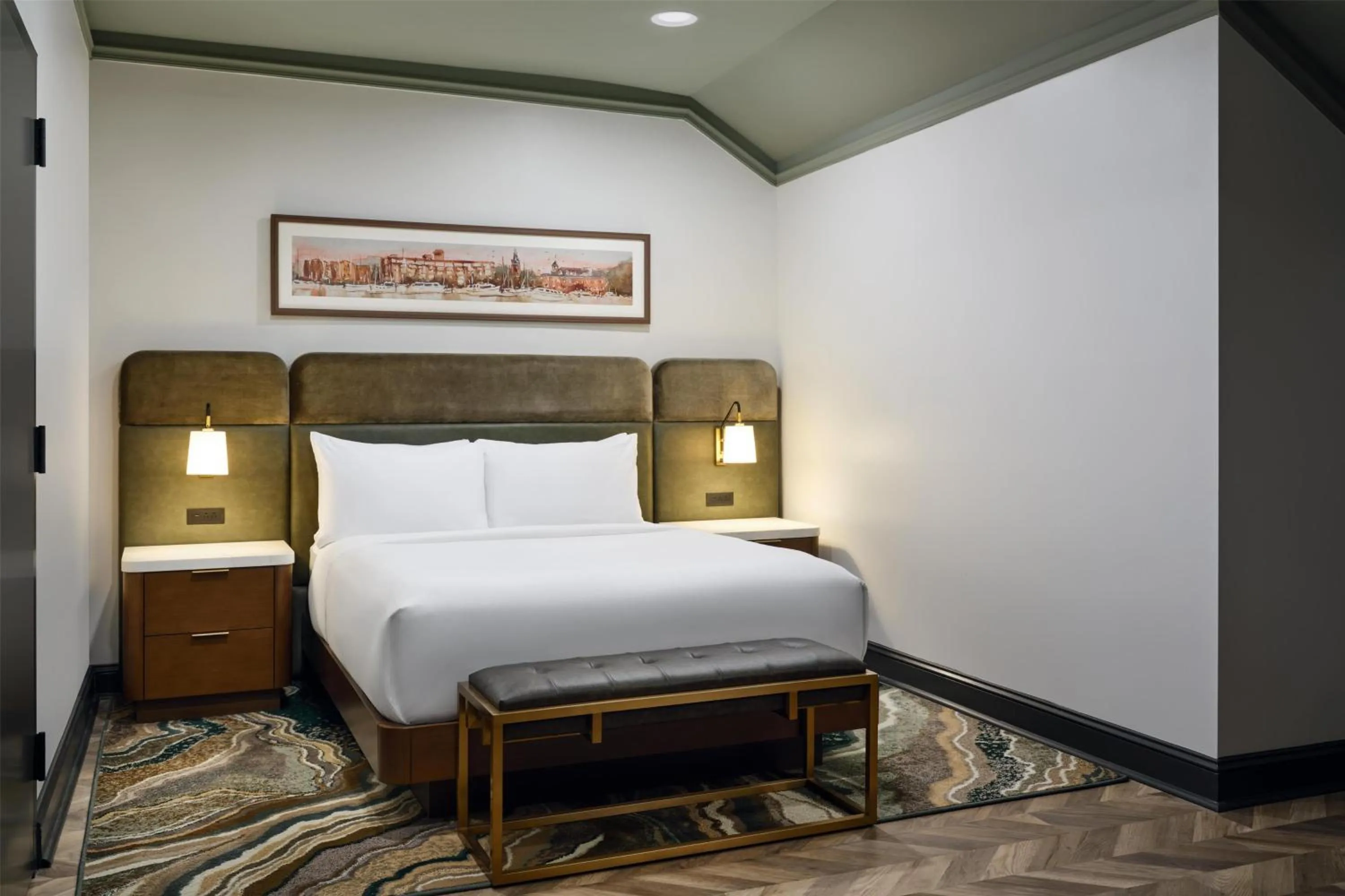 Bed in Tryon Riverfront Inn New Bern, Tapestry Collection By Hilton