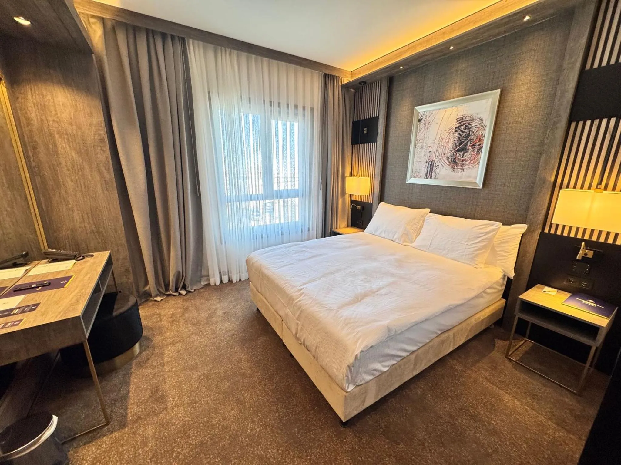 Photo of the whole room, Bed in Doubletree By Hilton Kars Sarikamis