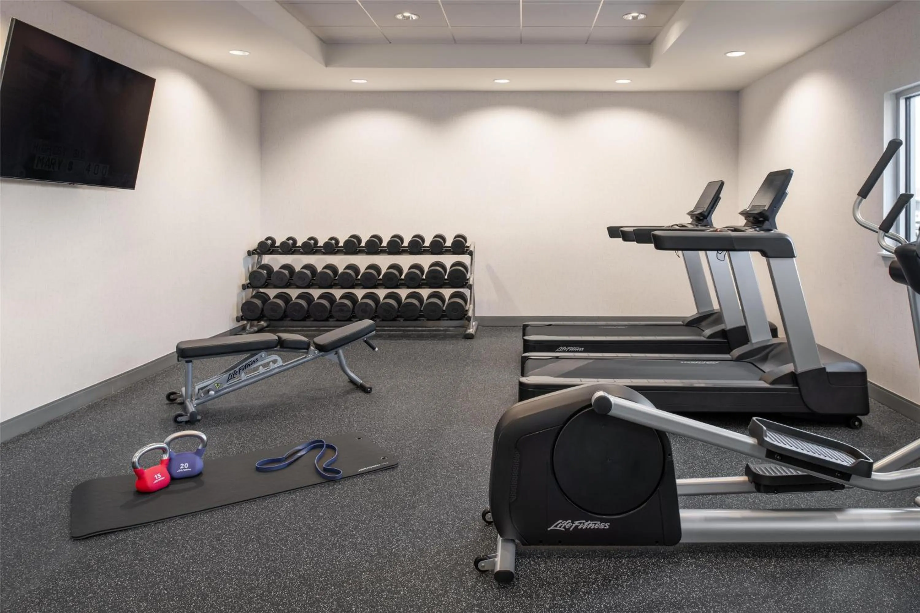 Fitness centre/facilities in Home2 Suites By Hilton Woodland Sacramento