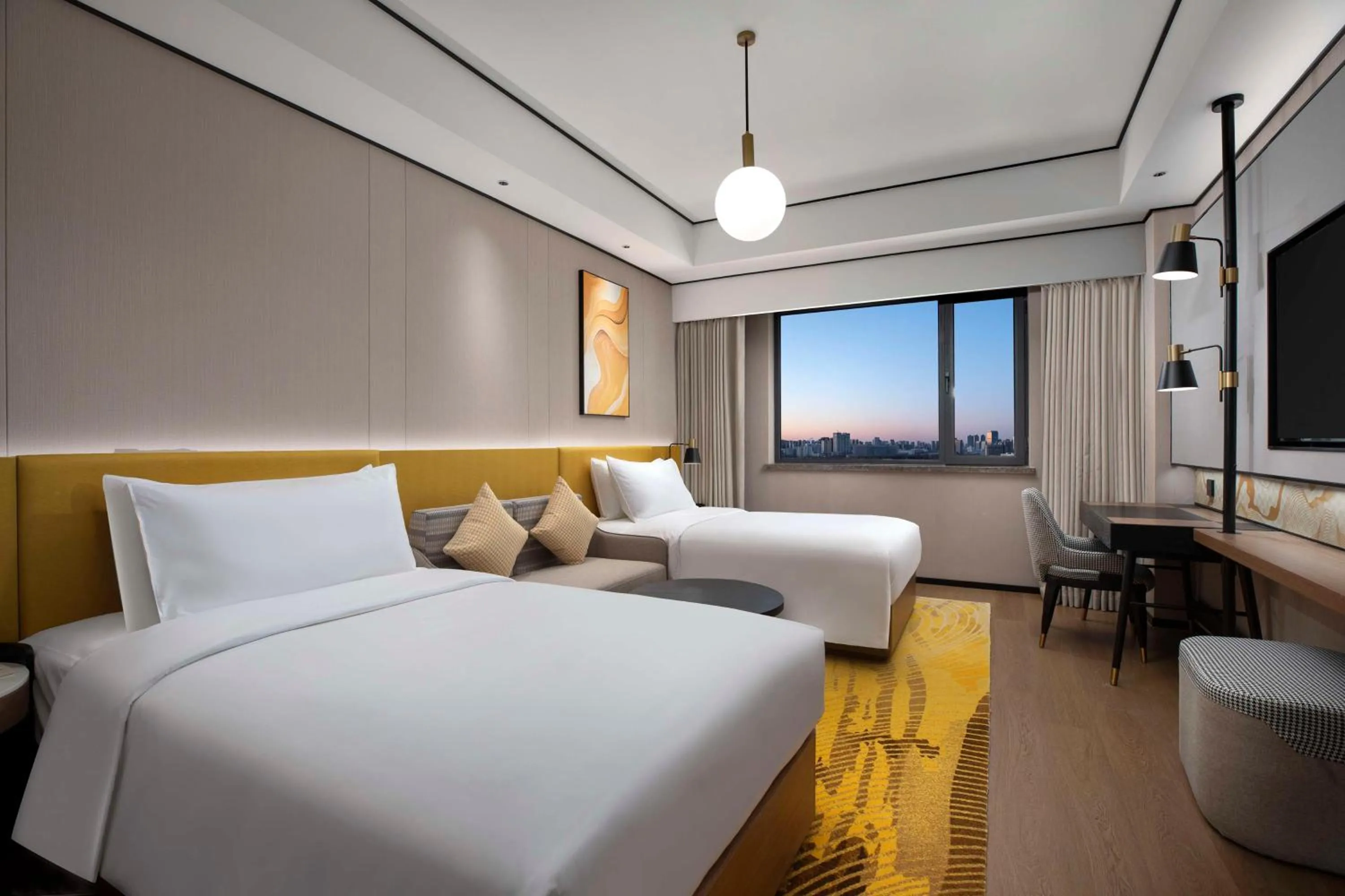 Bed in Hilton Garden Inn Tianjin Five Great Avenues