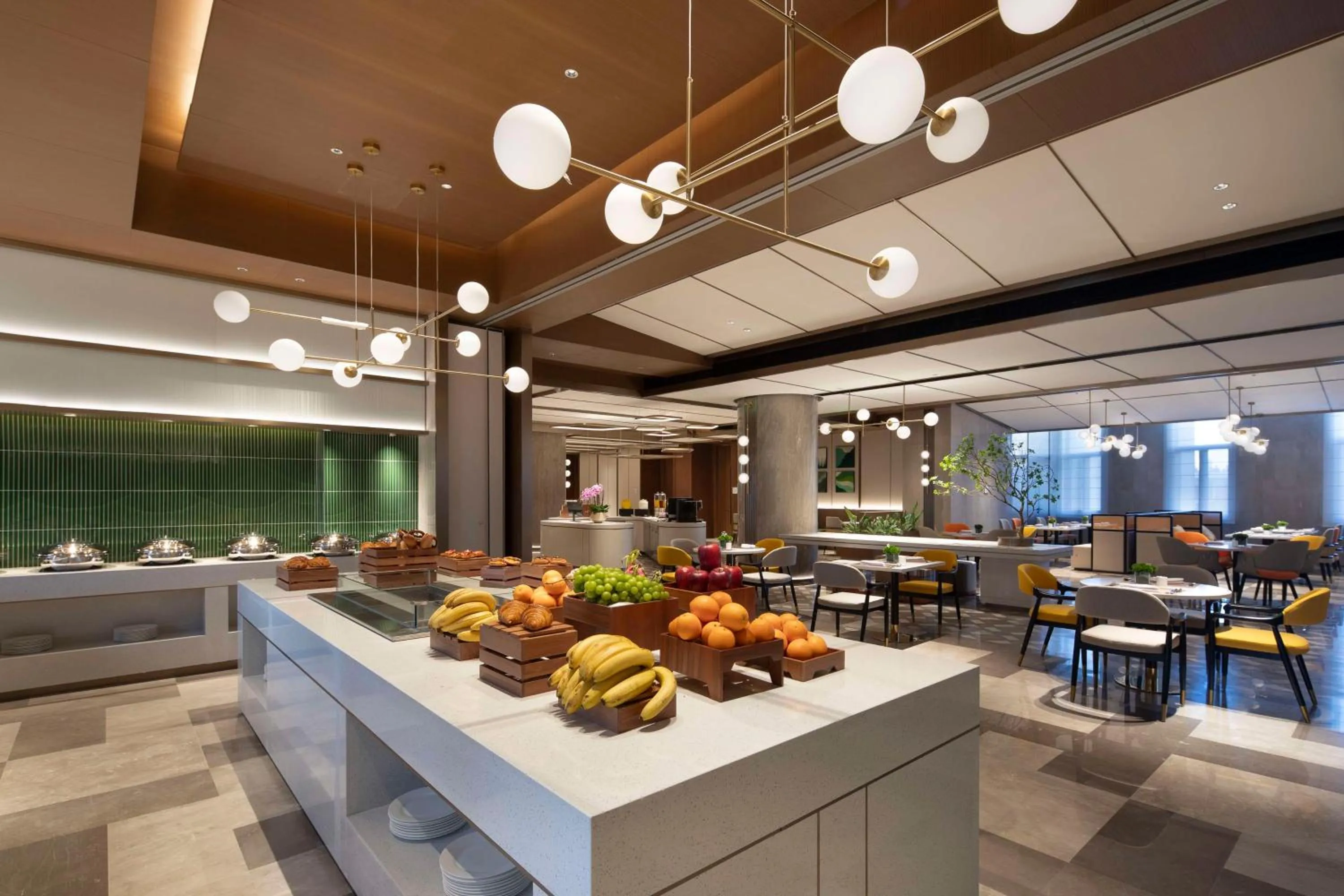 Restaurant/places to eat in Hilton Garden Inn Tianjin Five Great Avenues