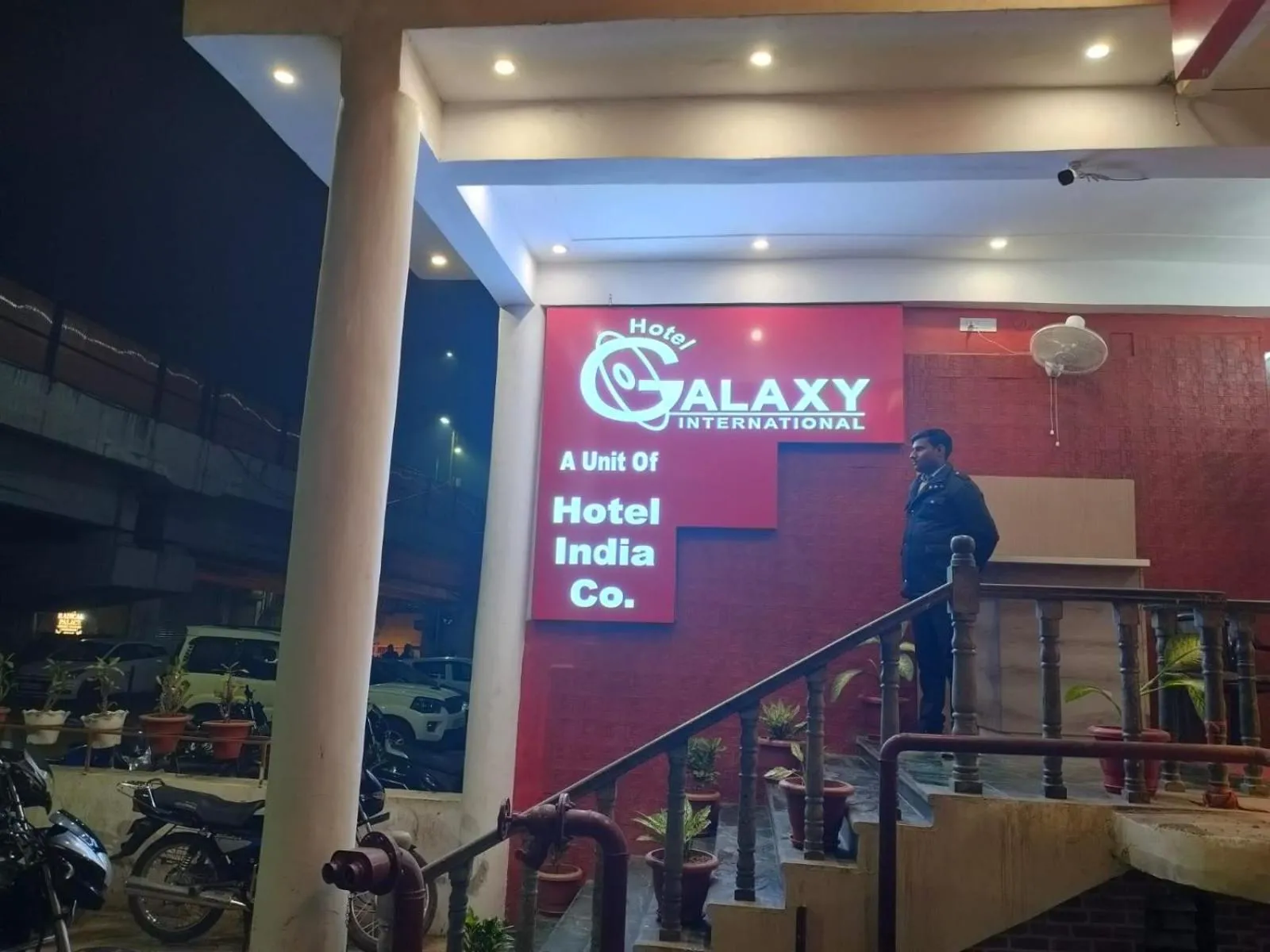 Hotel Galaxy International